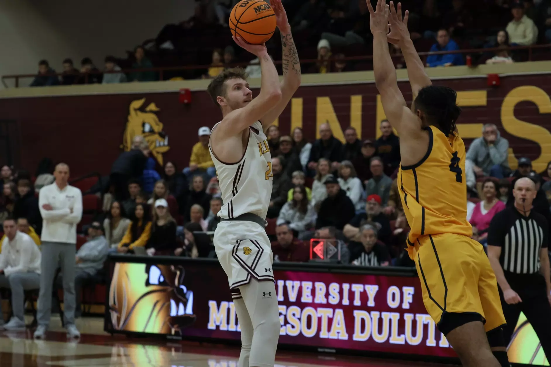 UMD Men and Women's Basketball Double Header To Kick Off February