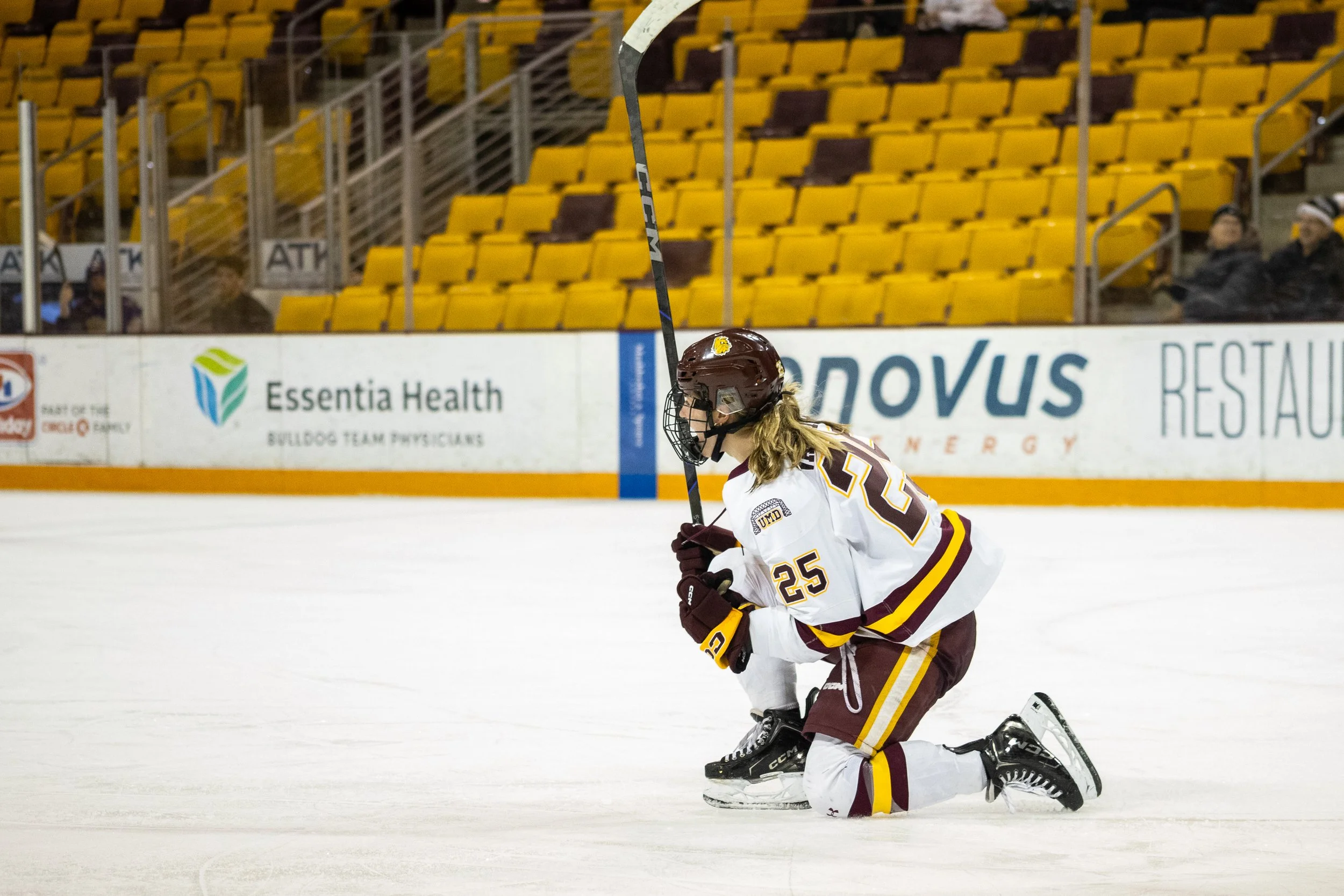 A 12-goal Weekend against the Mavericks Solidifies The Bulldogs Women's Hockey Team Home Ice Advantage for WCHA Playoffs