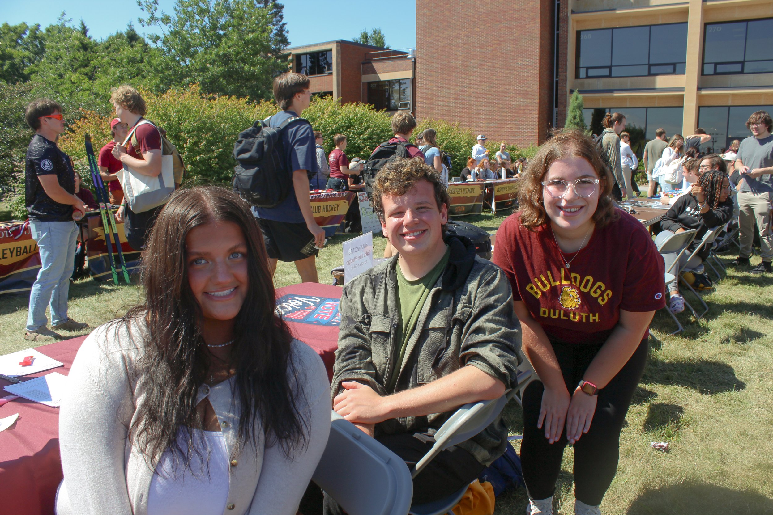 UMD Clubs Promote Their Groups at the Student Activities Fair