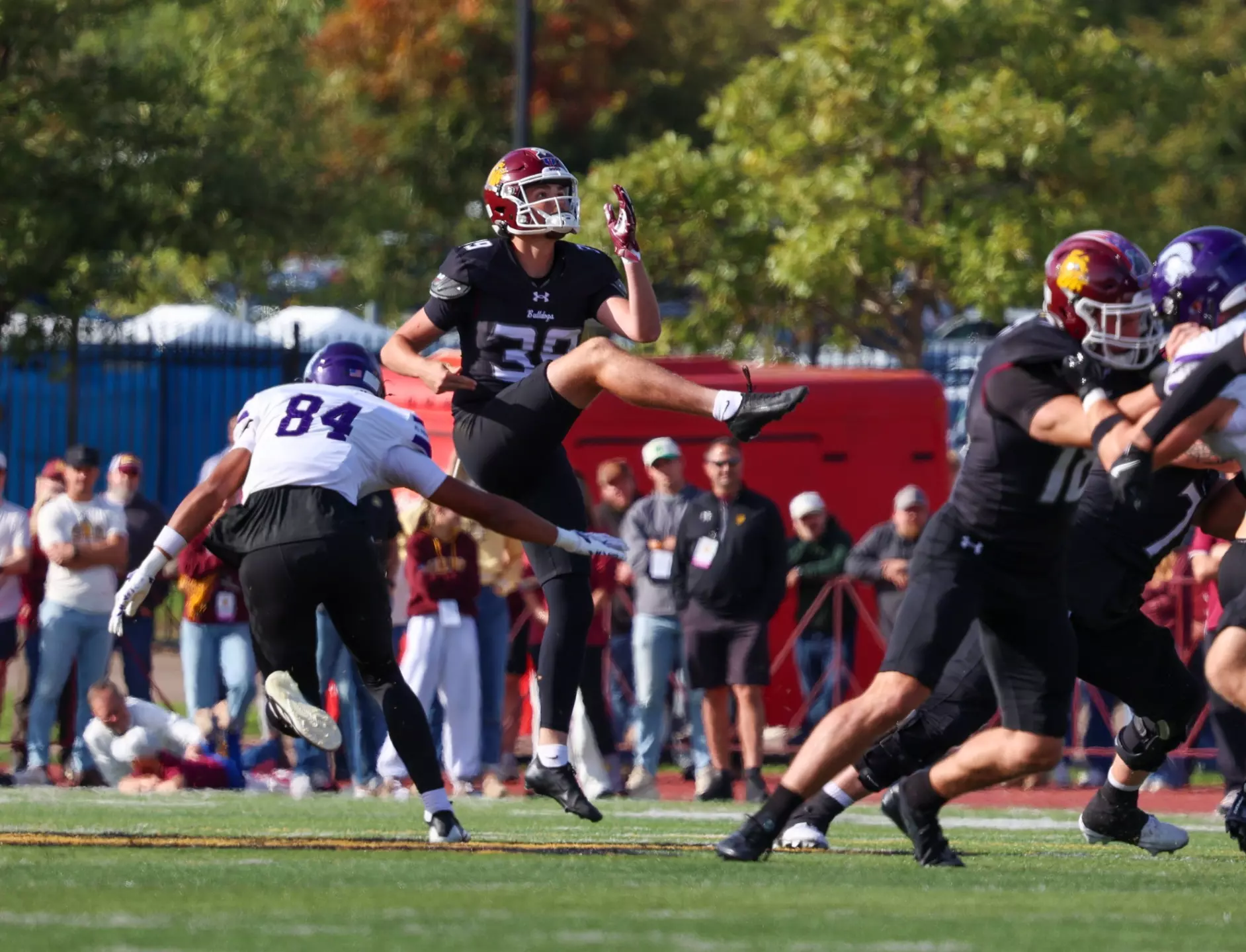 Bulldog Defense Shines Through for a Win