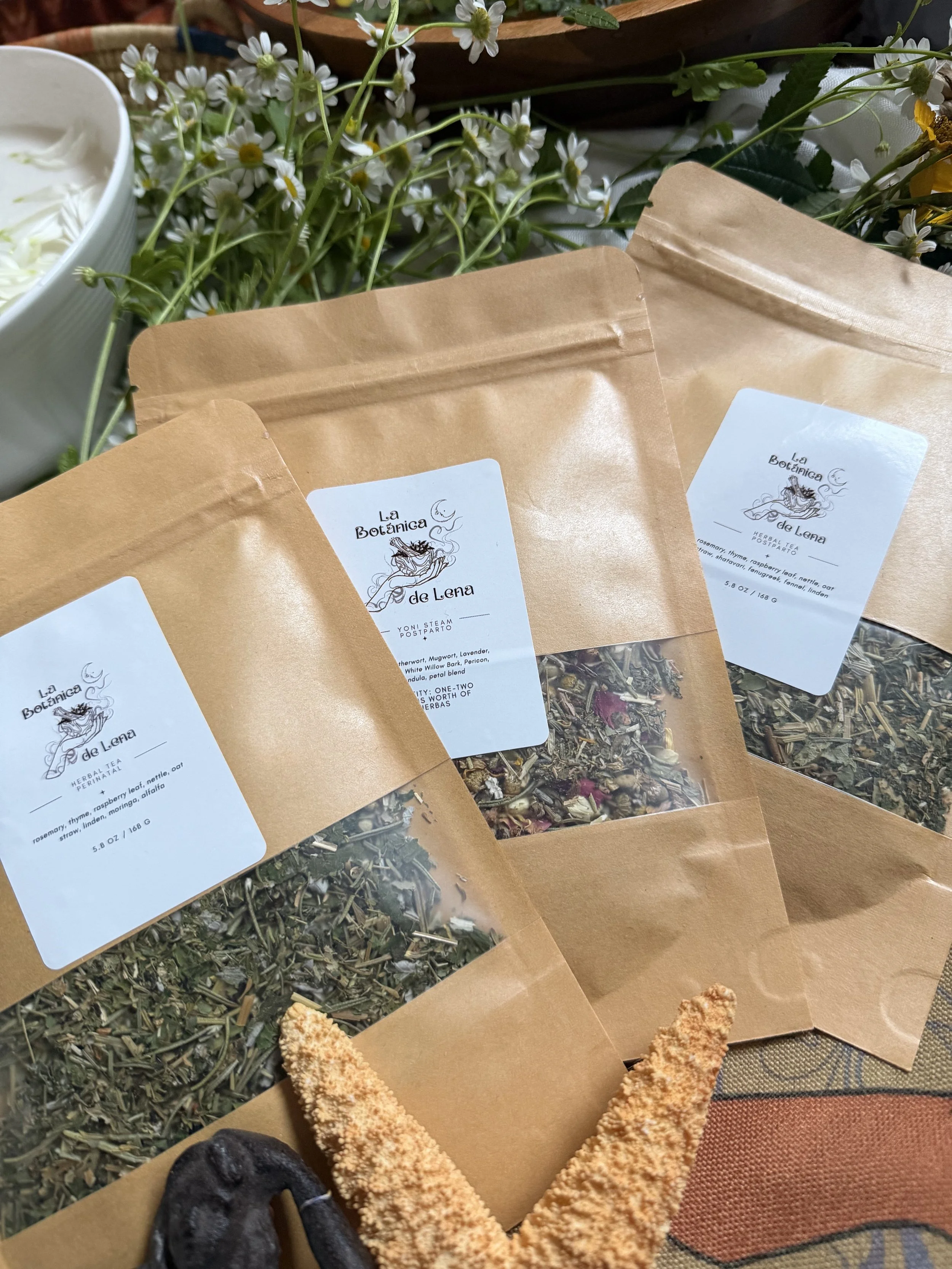 teas botanica luna nueva drop.jpg