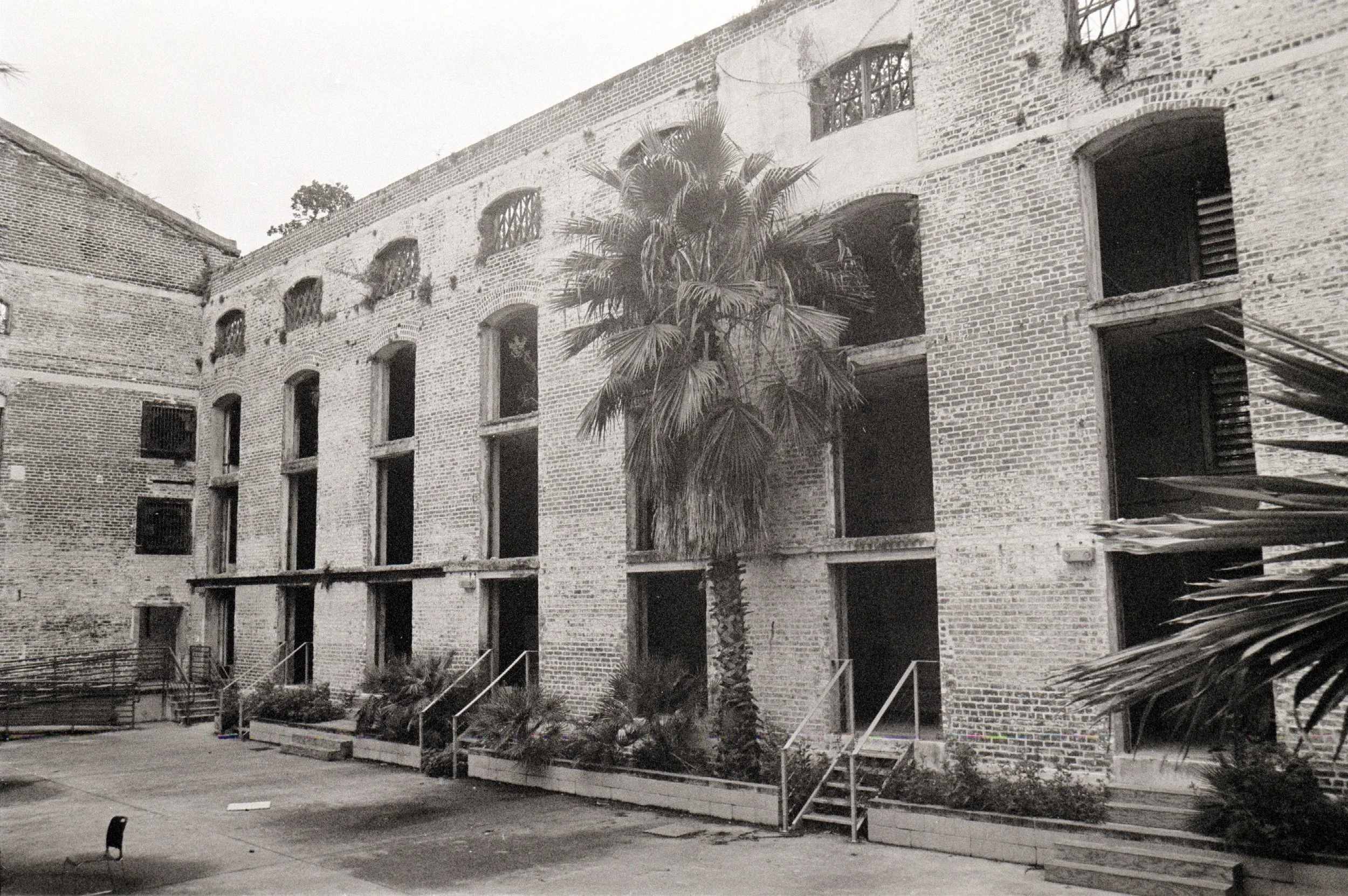 image006.jpg