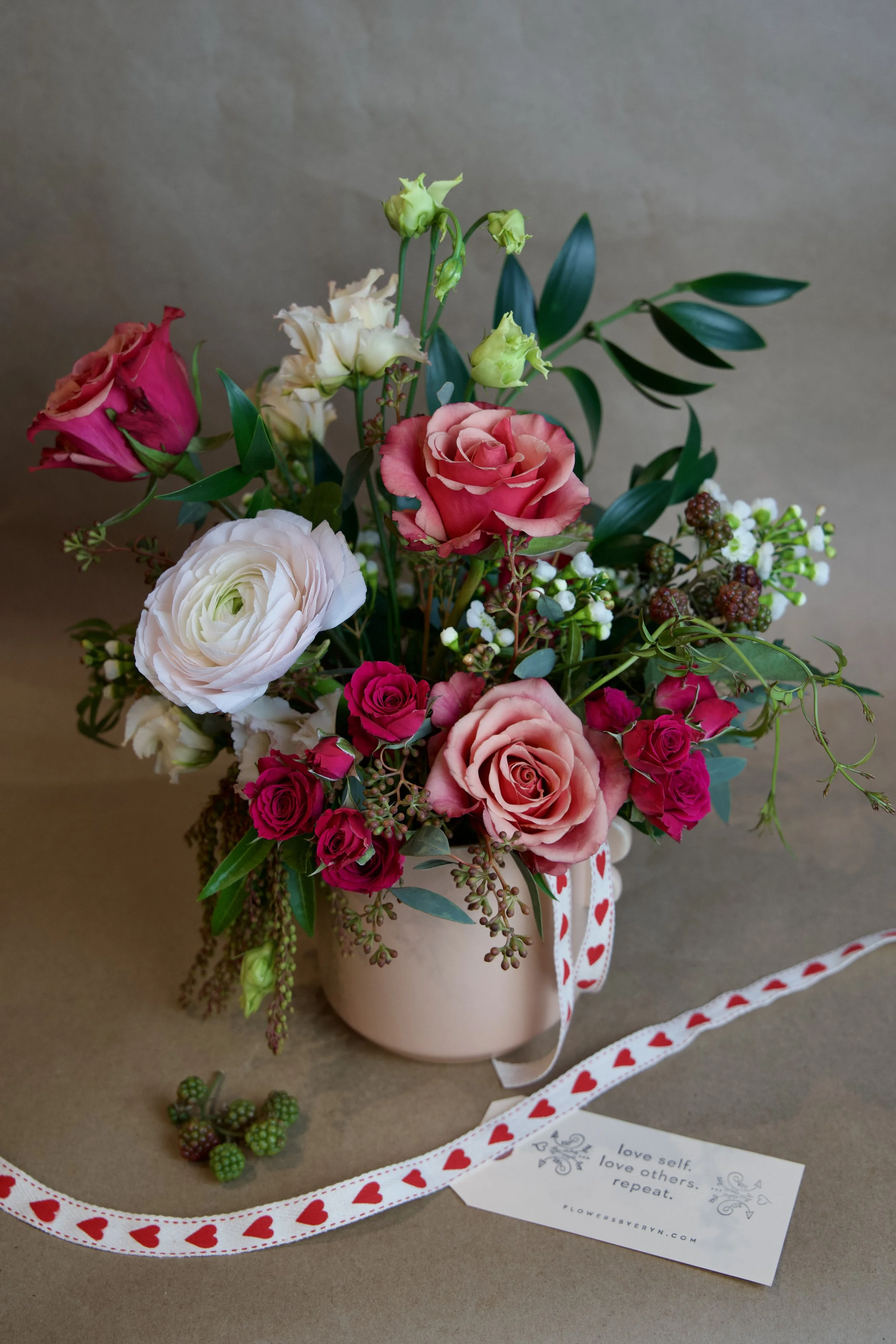 First Kiss (Vase Arrangement) (Available 2/13-2/14)