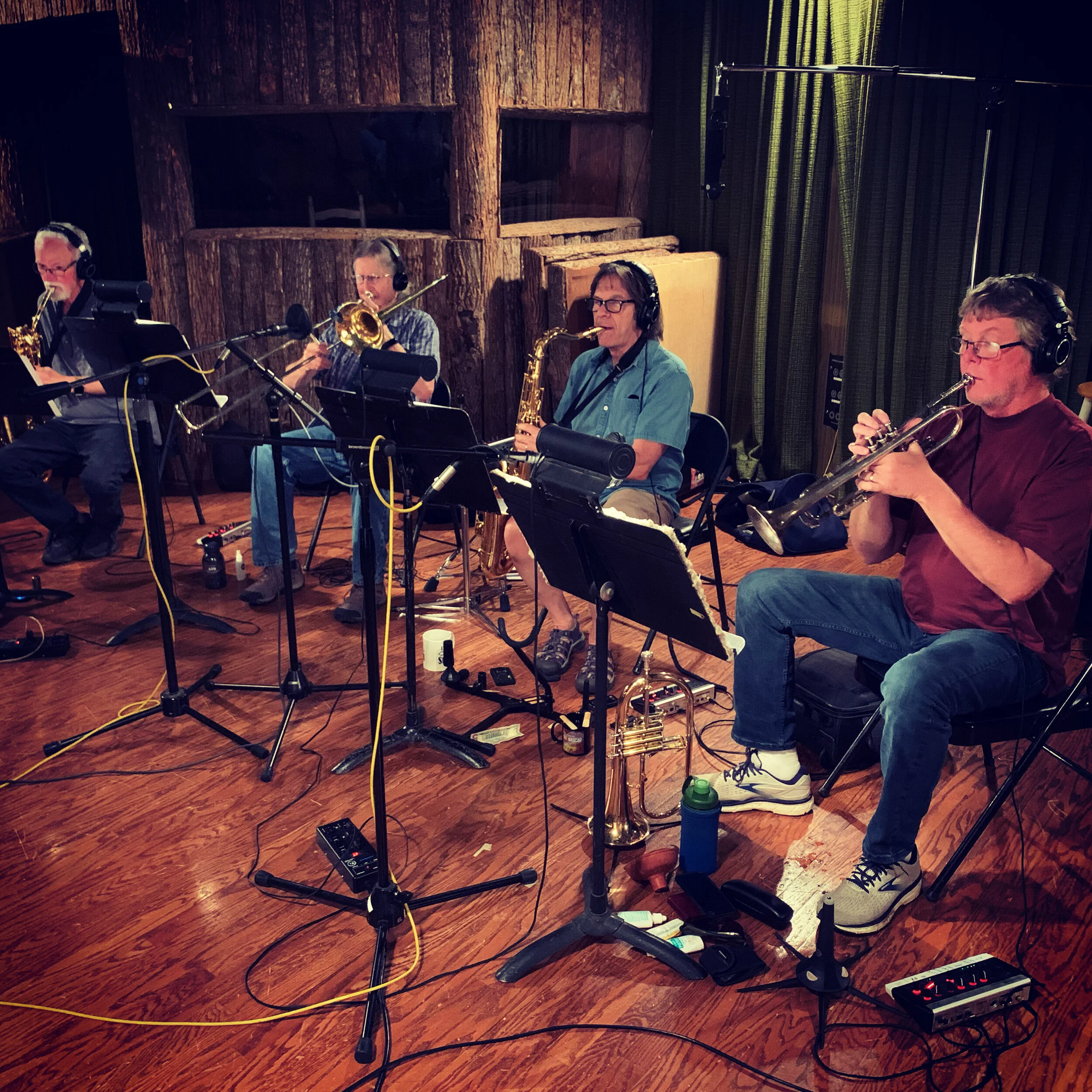 Muscle Shoals Horns Session