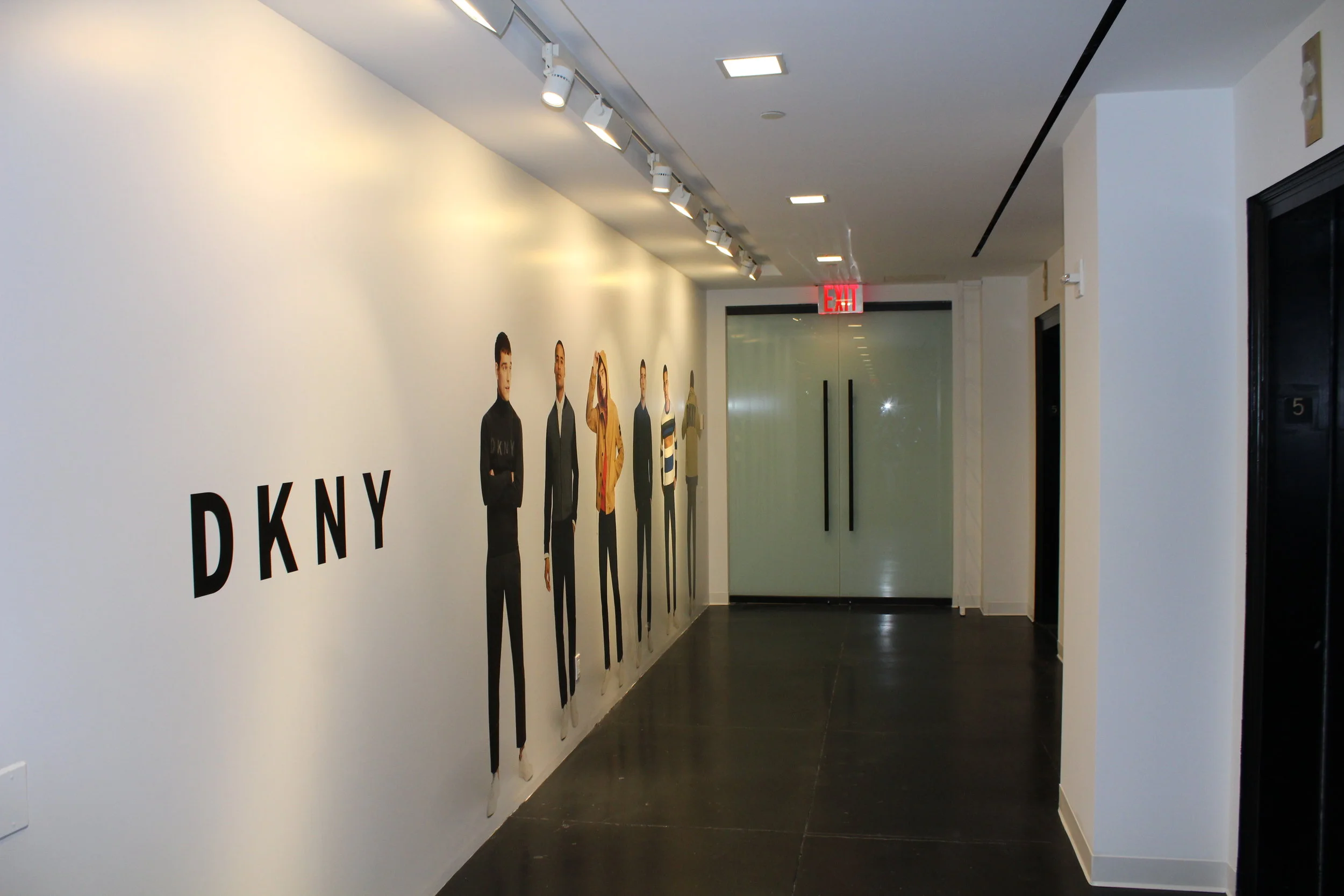 DKNY - Lobby 4.JPG