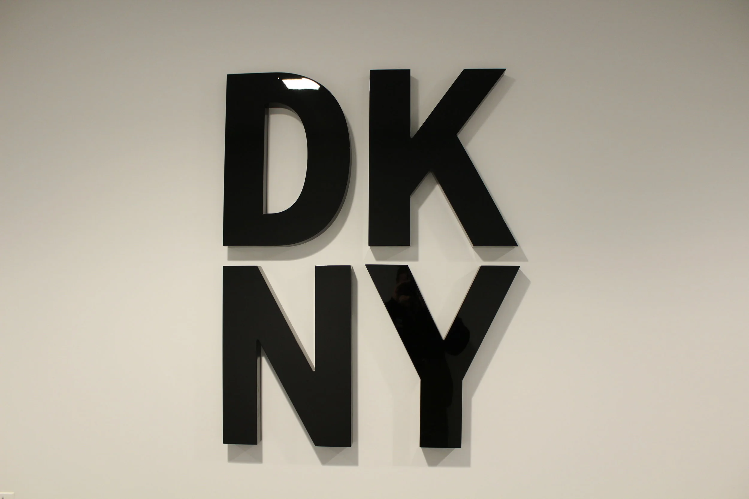 DKNY - Lobby 7 (logo).JPG