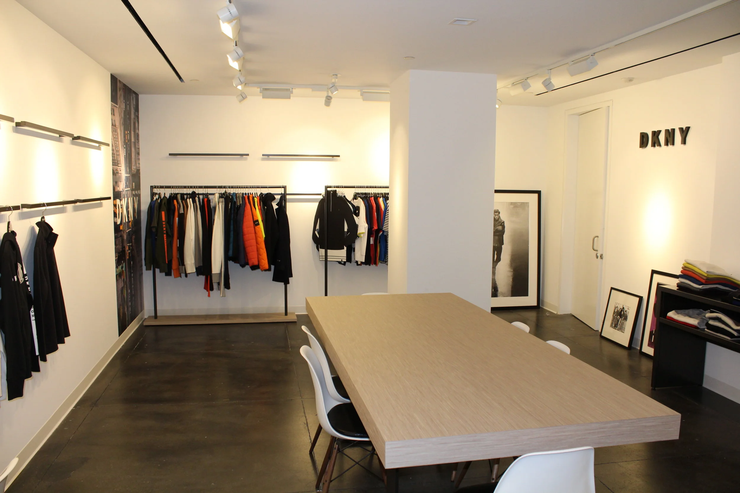 DKNY - Off Price 1.JPG