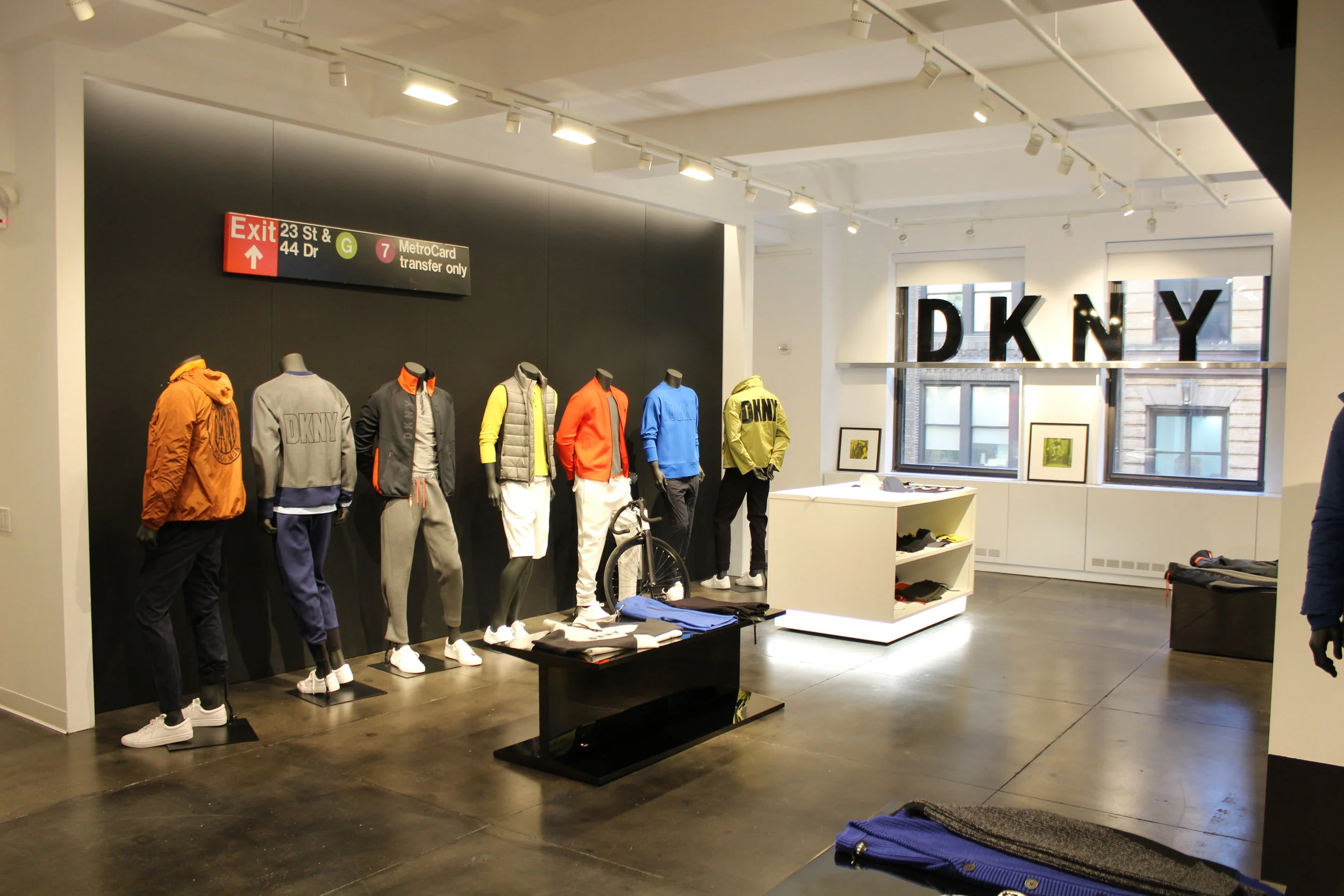 DKNY - Showroom 1.JPG