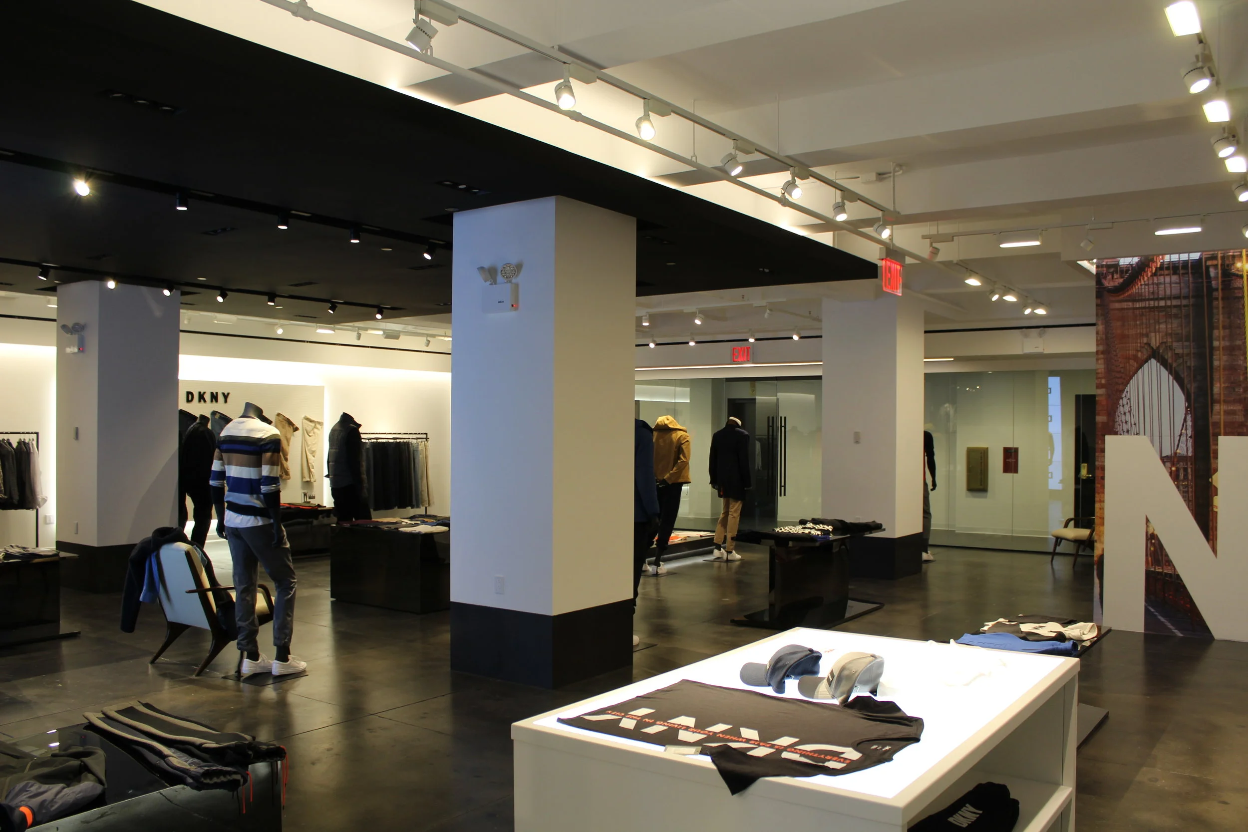 DKNY - Showroom 11.JPG