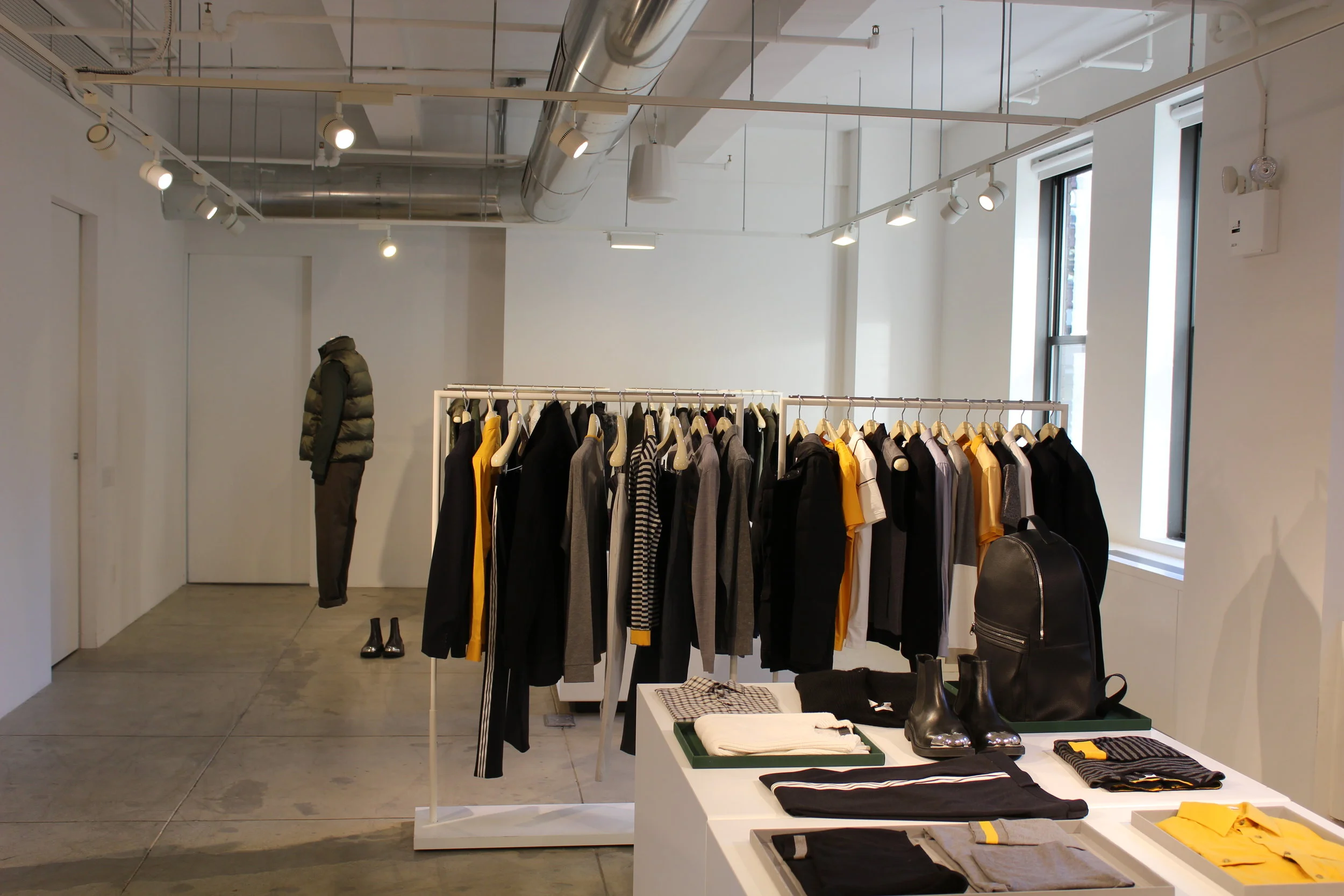 CK 11th Fl - Showroom 4.JPG