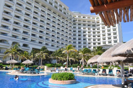 jw-marriott-cancun-resort.jpg