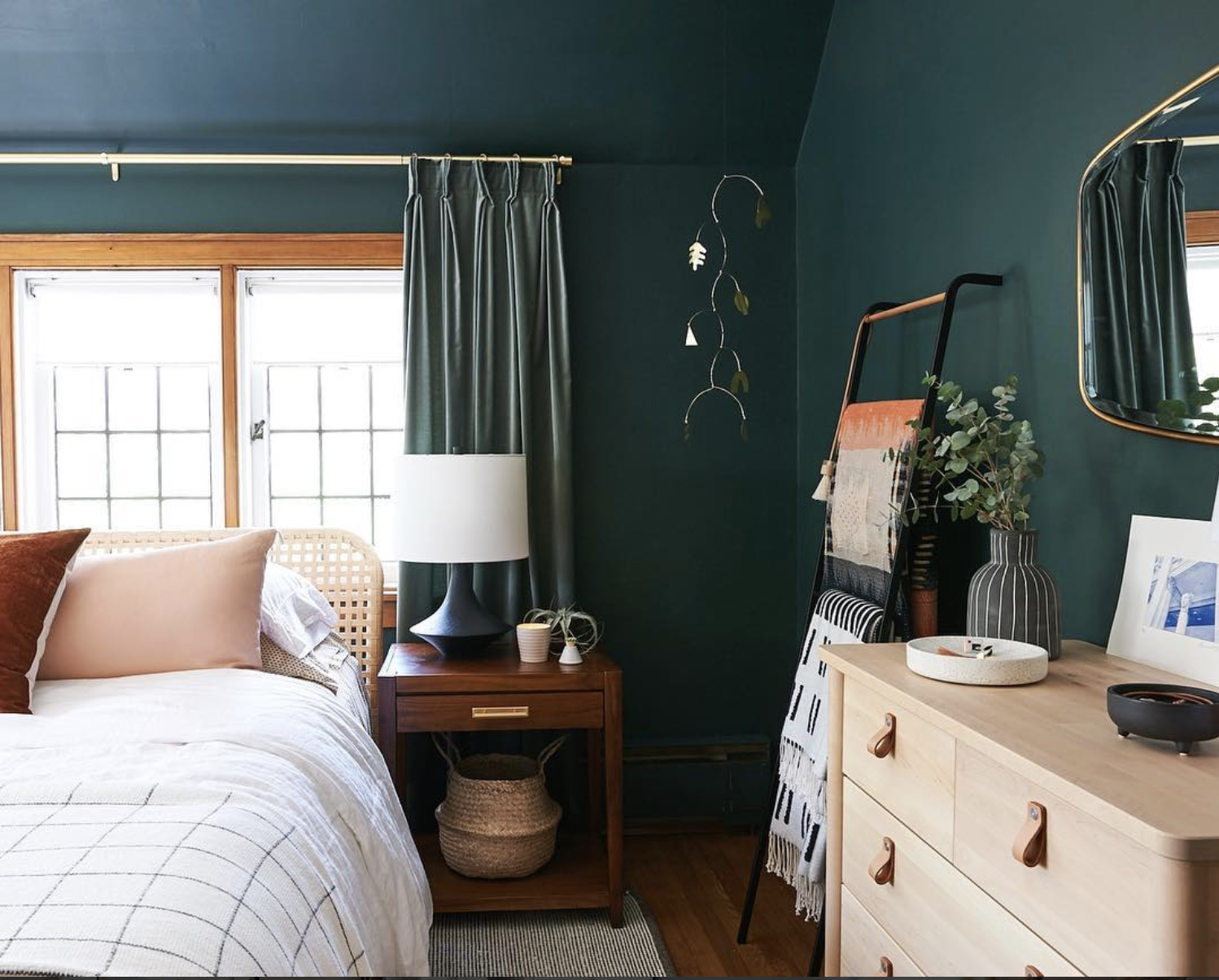 Emily from The Sweet Beast created a beautiful gold mobile that included a Matisse-inspired shape in her April 2018 ORC reveal. Source