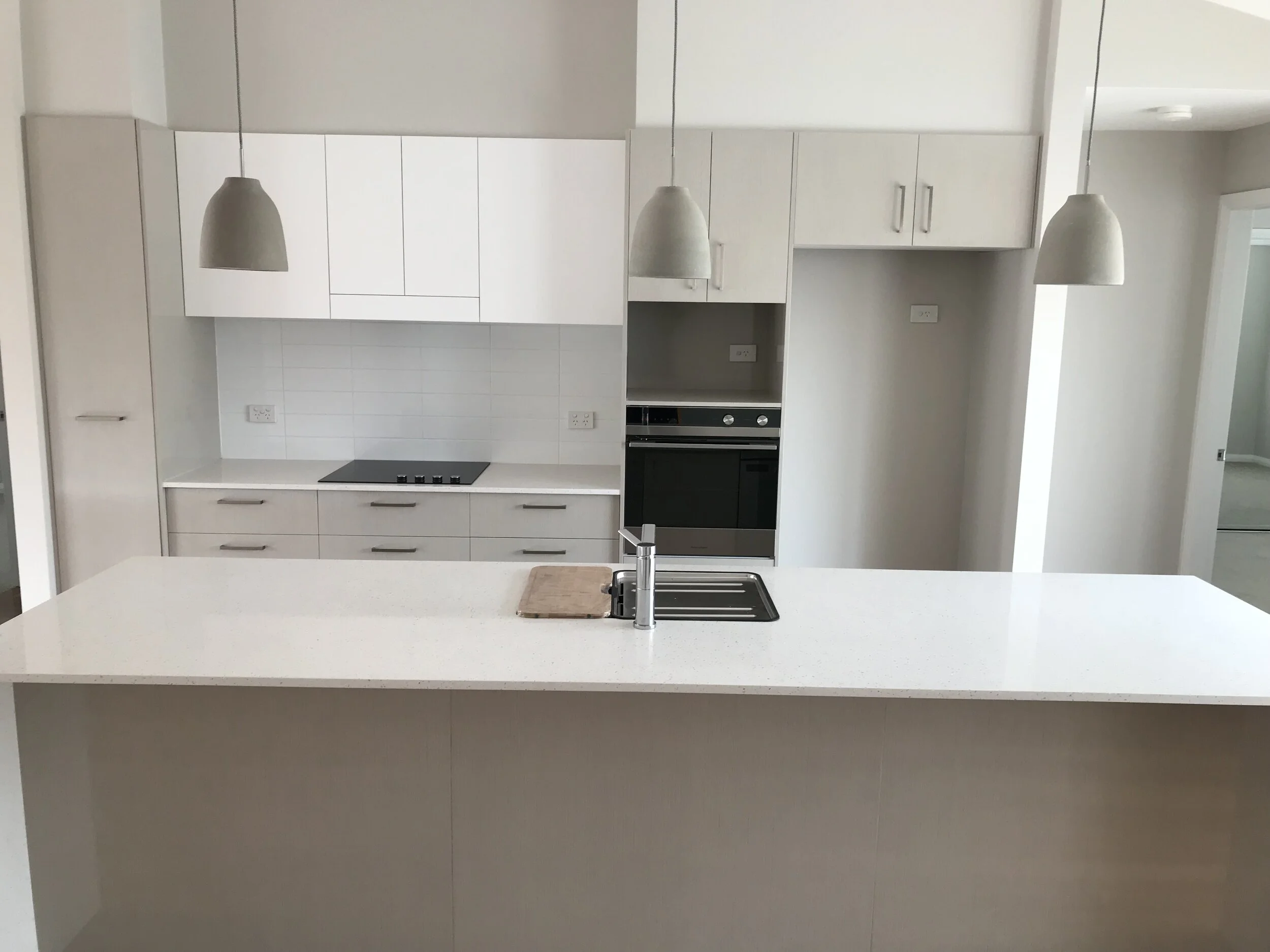 kitchen with 3 pendant lights 1.JPG