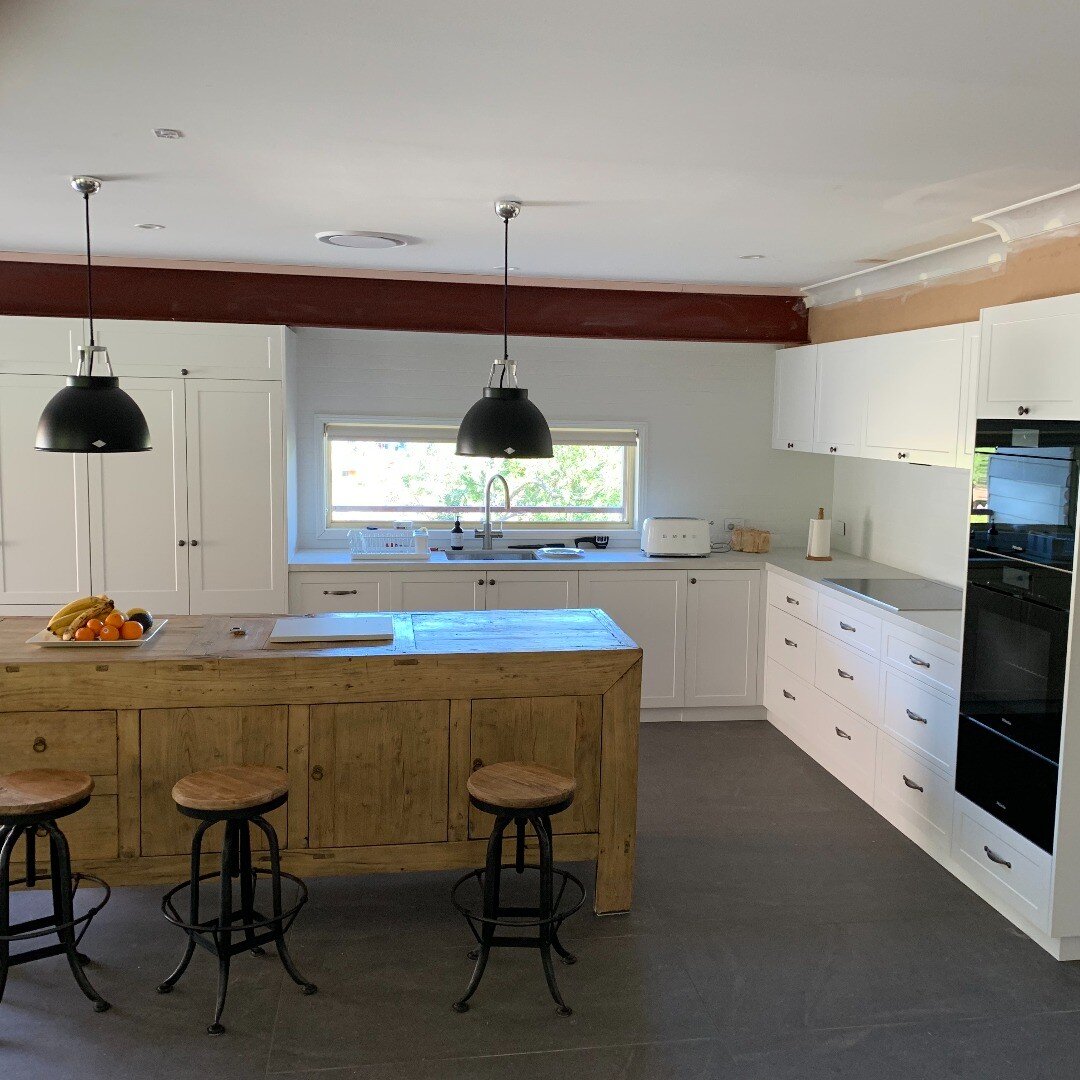 Check out this nice Farm Style Kitchen we recently completed! 

#kitchen #kitchendesign #kitcheninspo #kitchenrenovation