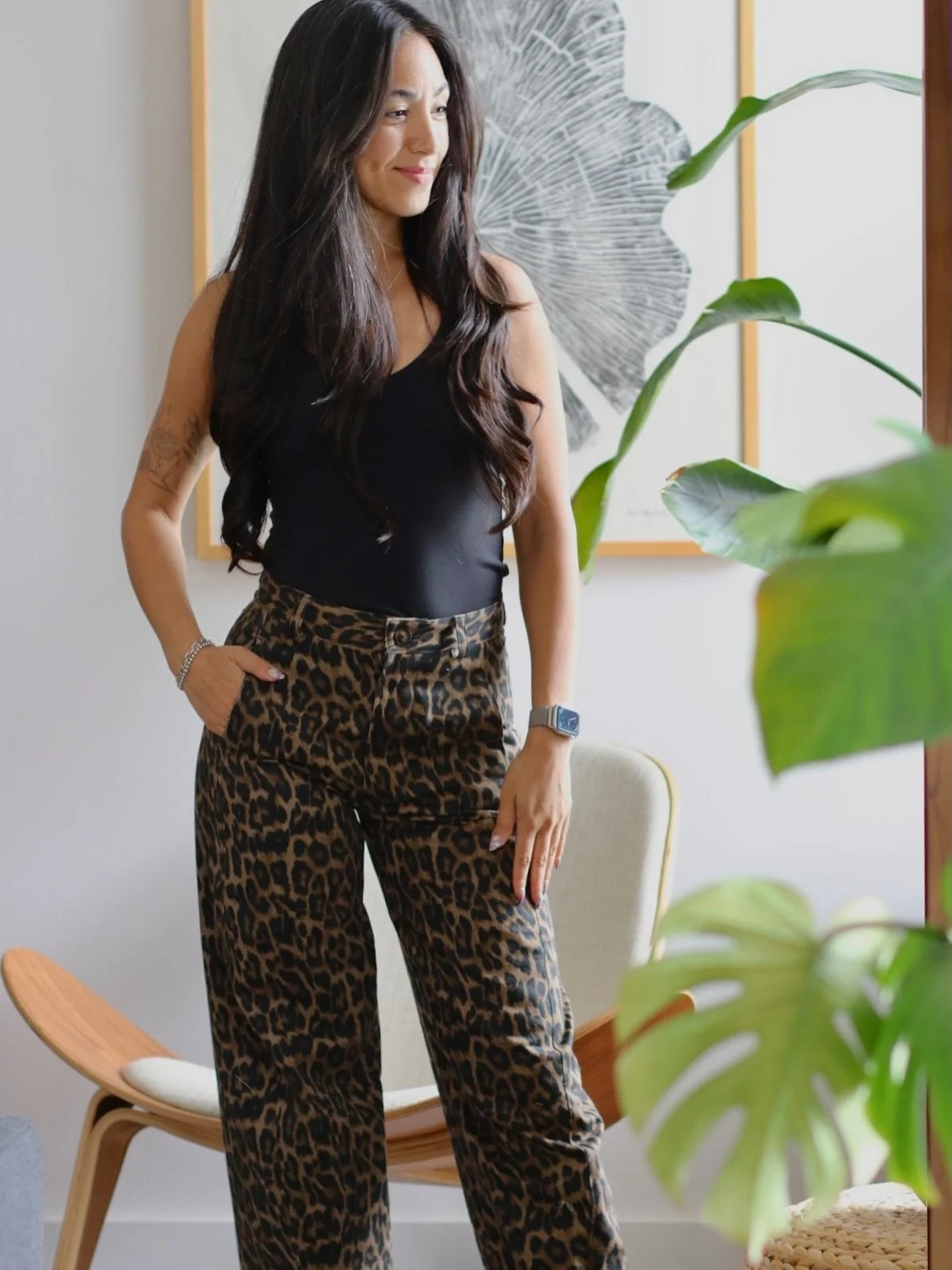#coetrousers in Leopard from @blackbirdfabrics 🤎🤍

I need to size up next time (see fitting notes in my reel) and I&rsquo;m in a sewing rut! I need new inspiration and cool outfit ideas 👀 

#trouserpattern #sewing