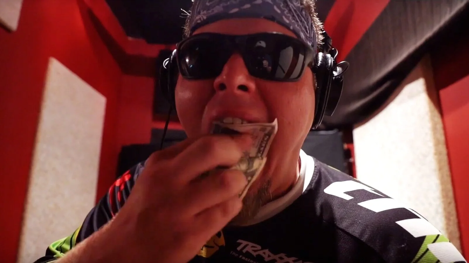 Phatz E F##K YOU PAY ME