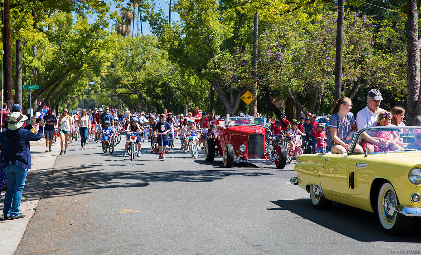 2017 MHNA July 4th (photo Glenn Camhi) - 1.jpg
