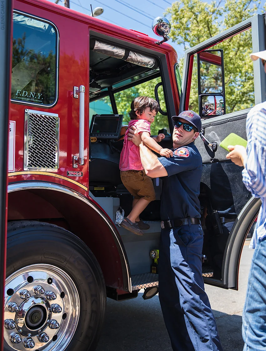 2017 MHNA July 4th (photo Glenn Camhi) - 18.jpg