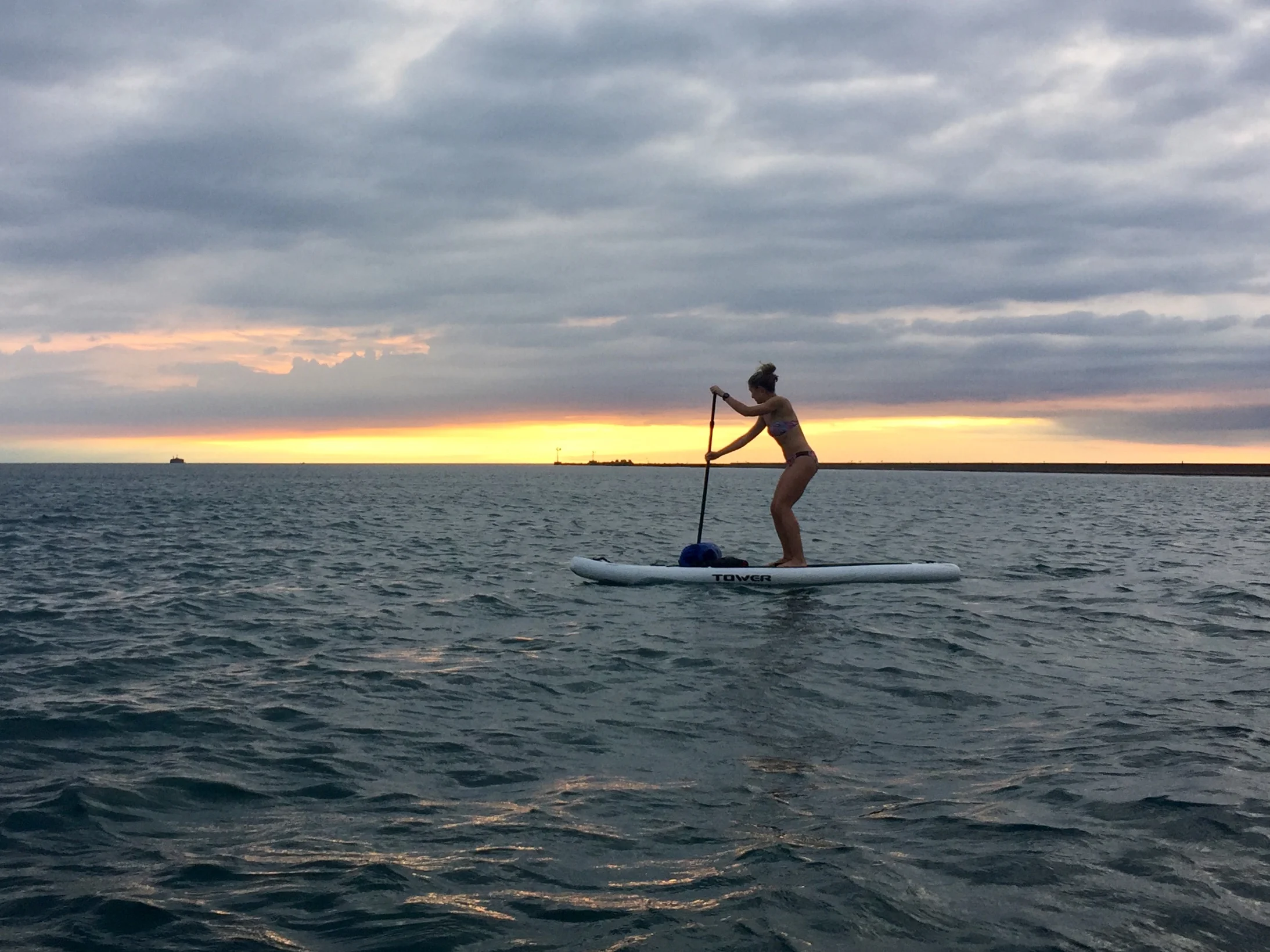 Lake Michigan Sunrise Paddle in Chicago
