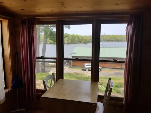 Cabin6 Porch.jpg
