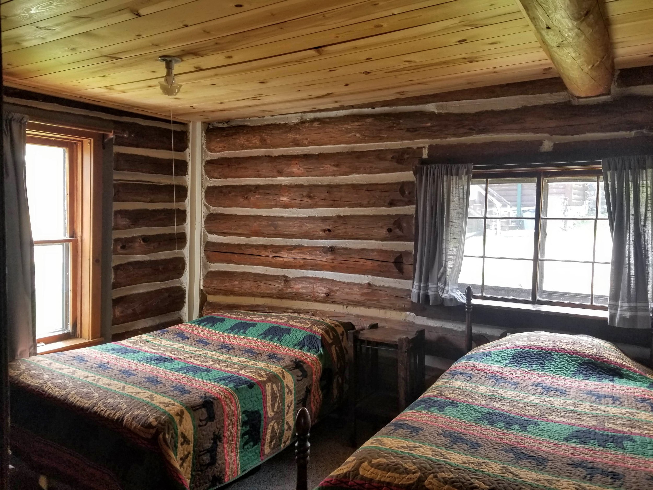 Cabin3Bed2.jpg