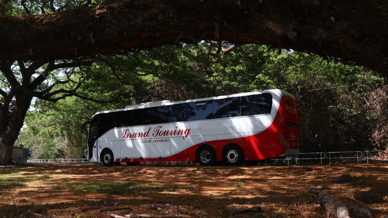 "Bonnie" - Grand Touring Hobart & Darwin