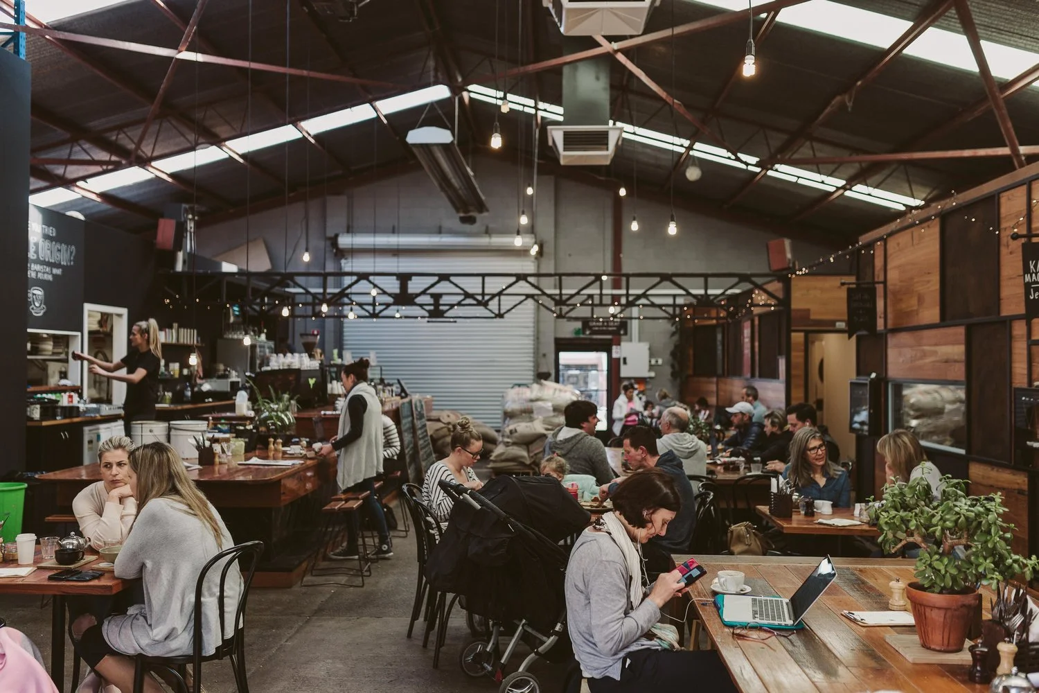 Commonfolk_Coffee_Roasters_cafe_roastery.jpg