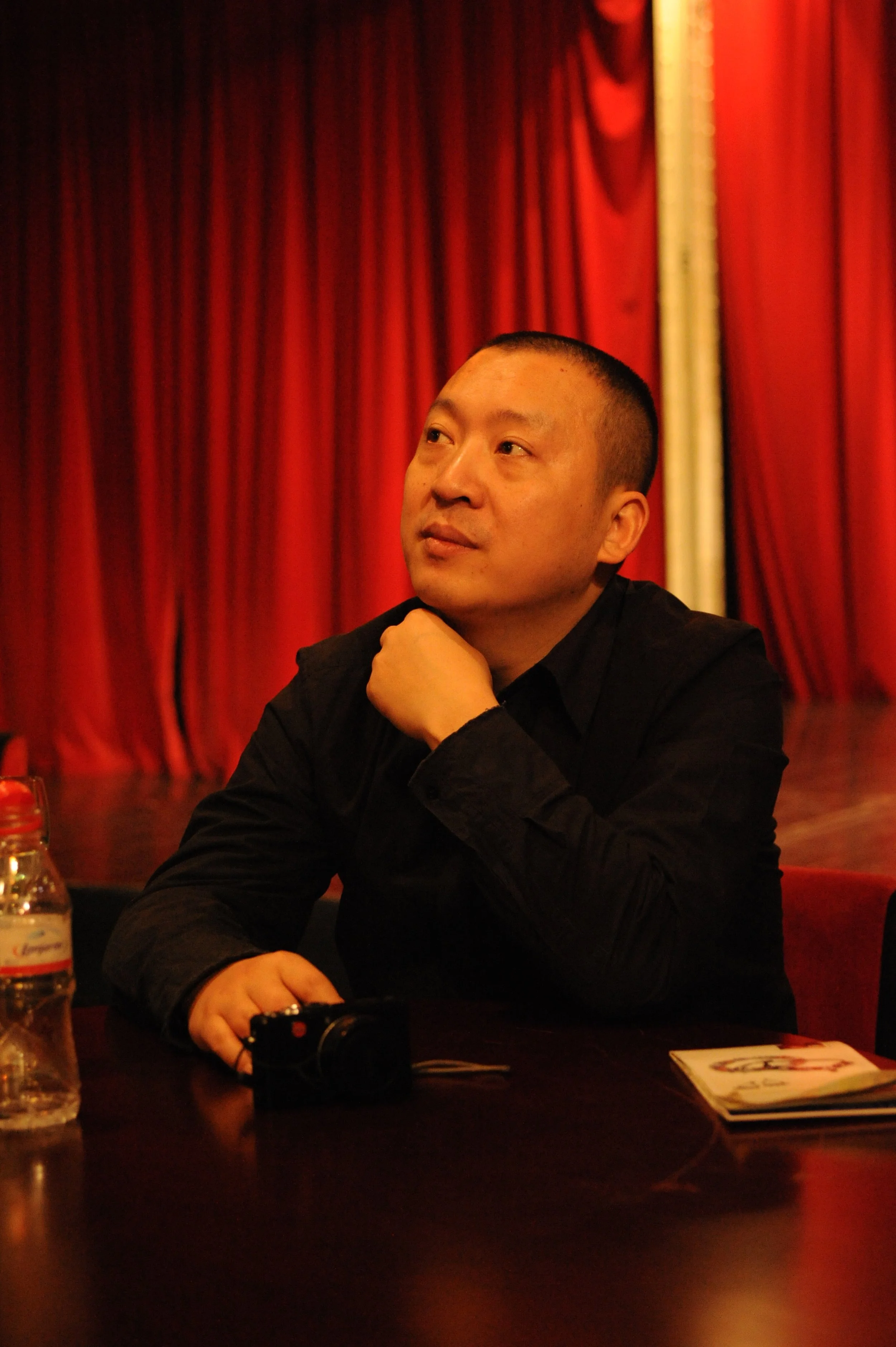 张小涛肖像 金石摄影 2009.jpg