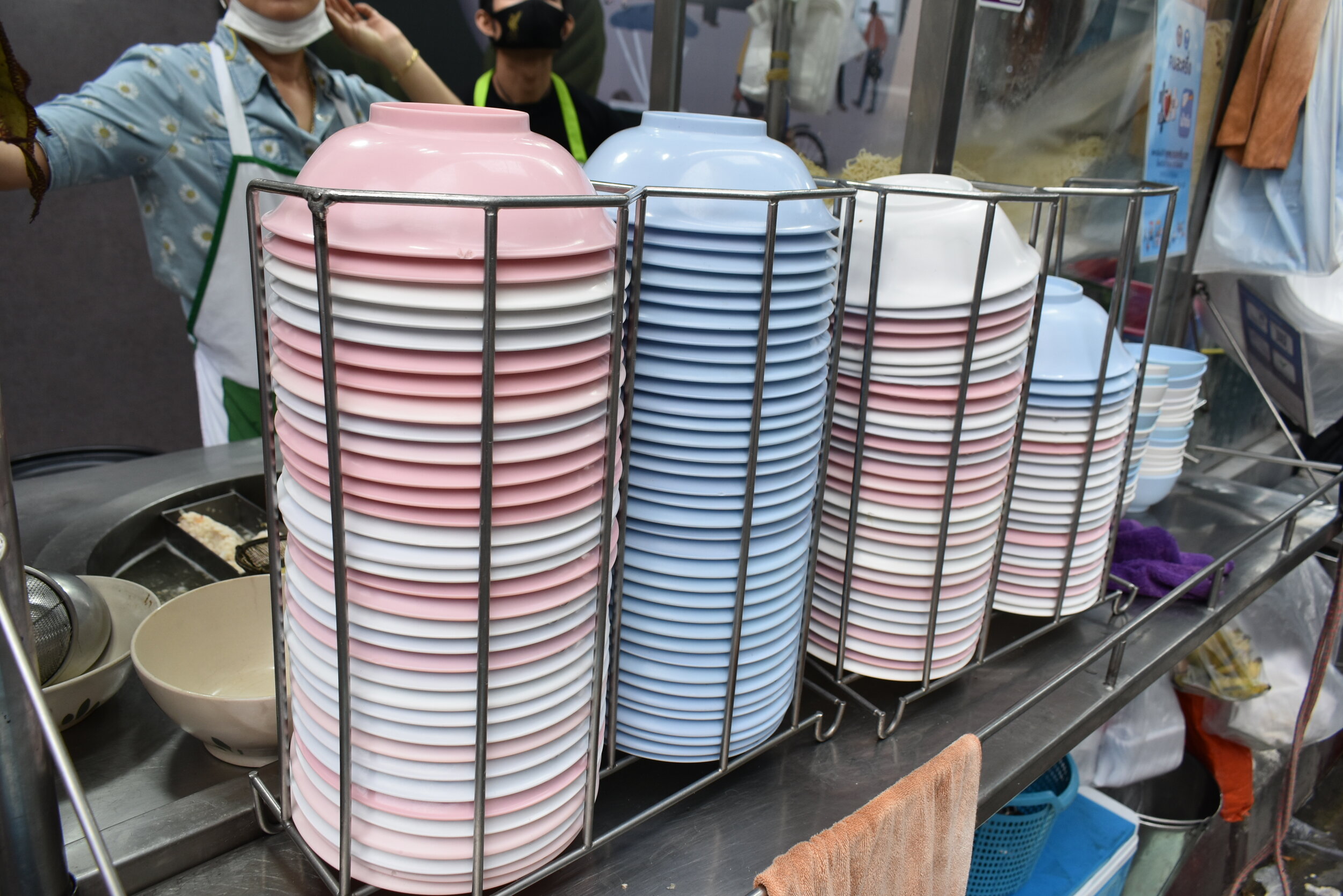 Stacks of food containers10.JPG