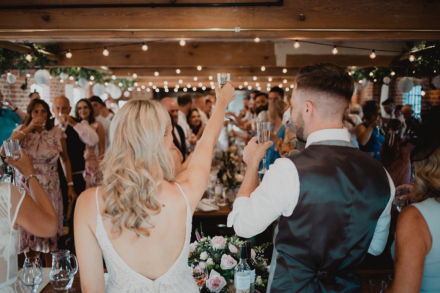 Speeches are always such a lovely way to tie up your wedding breakfast 💫 

What a great photo from the lovely Lewis &amp; Beck&rsquo;s big day. 

Captured by @teamedwardsphotography 📸

#Industrial Wedding
#Wedding Inspiration
#Derbyshire Weddings
#