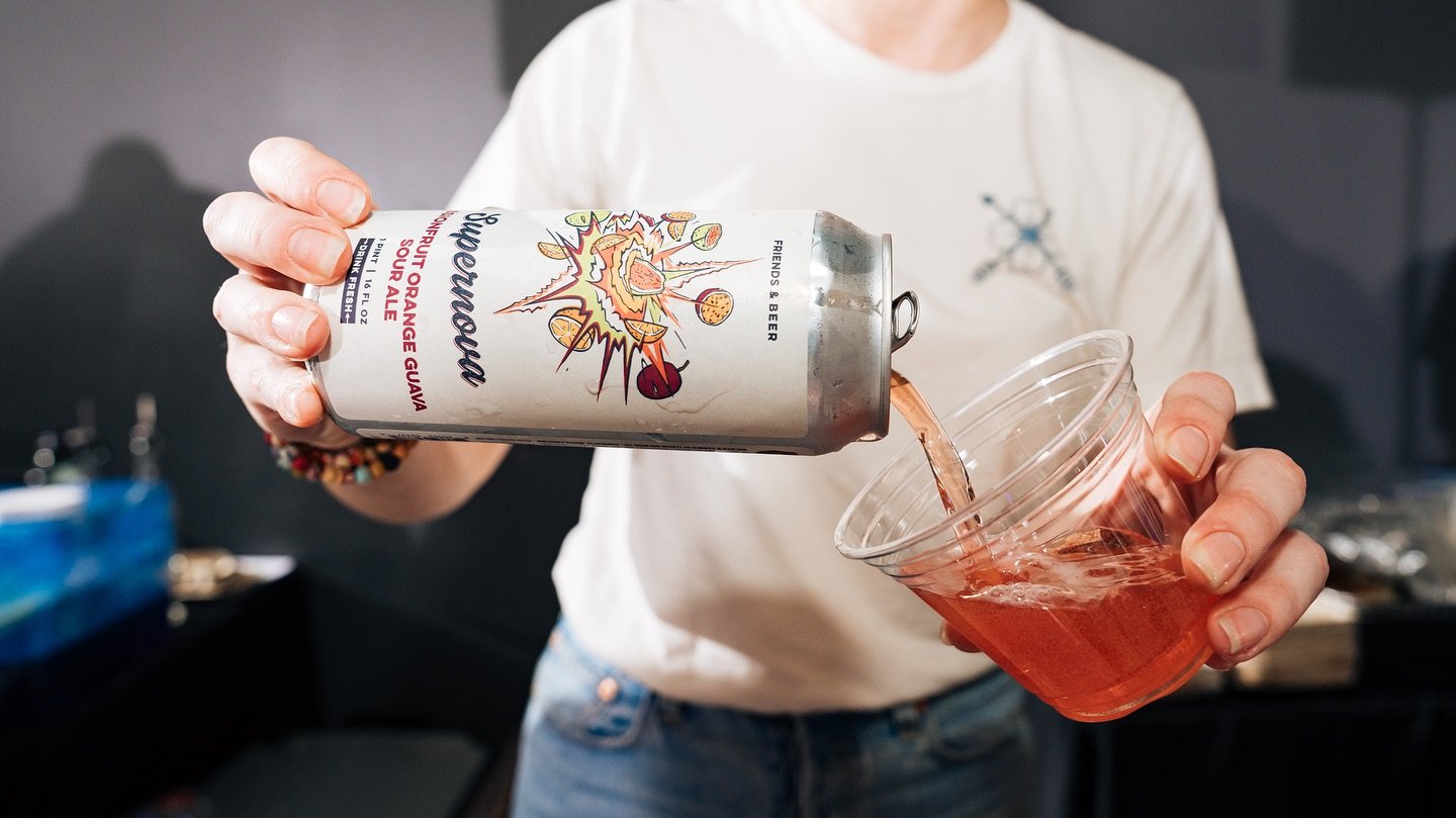 The Grand Tasting at @theunion.clt brought more than just #wine to the table 🍷🍻

We were excited to feature bold #brews from #Charlotte-based #breweries, @legionbrewing and @saludcerveceria, because great taste comes in many forms! 🍺

From the uni