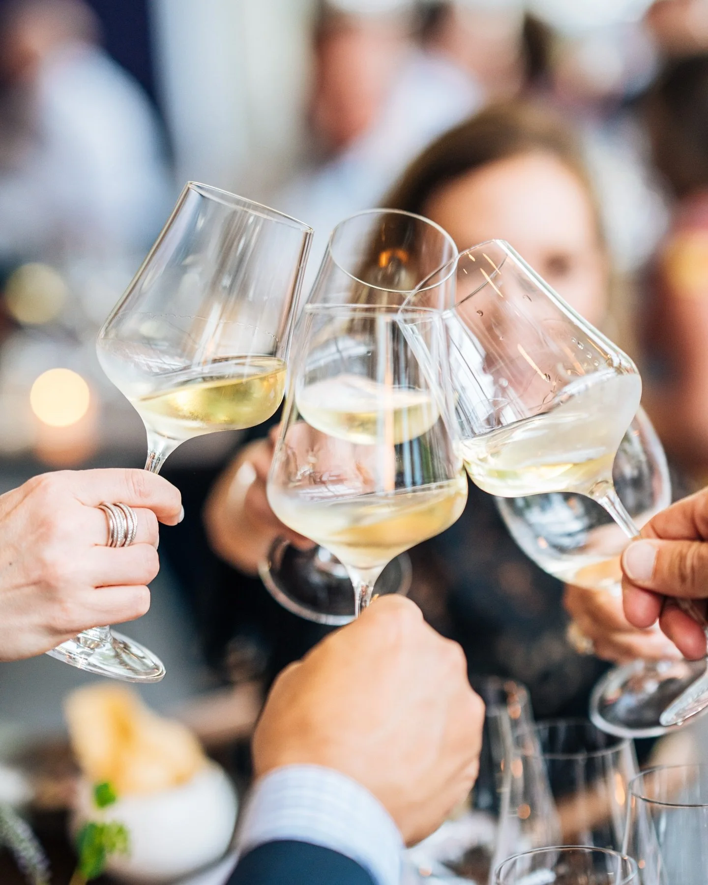 🍣 Omakase by Prime Fish ft. Skipstone + Sphaerics
An intimate omakase led by James Beard Semifinalist Chef Robin Anthony, with each course paired with Skipstone + Sphaerics wines.

🍷 Napa on Providence ft. Rombauer Vineyards
A Napa-inspired evening