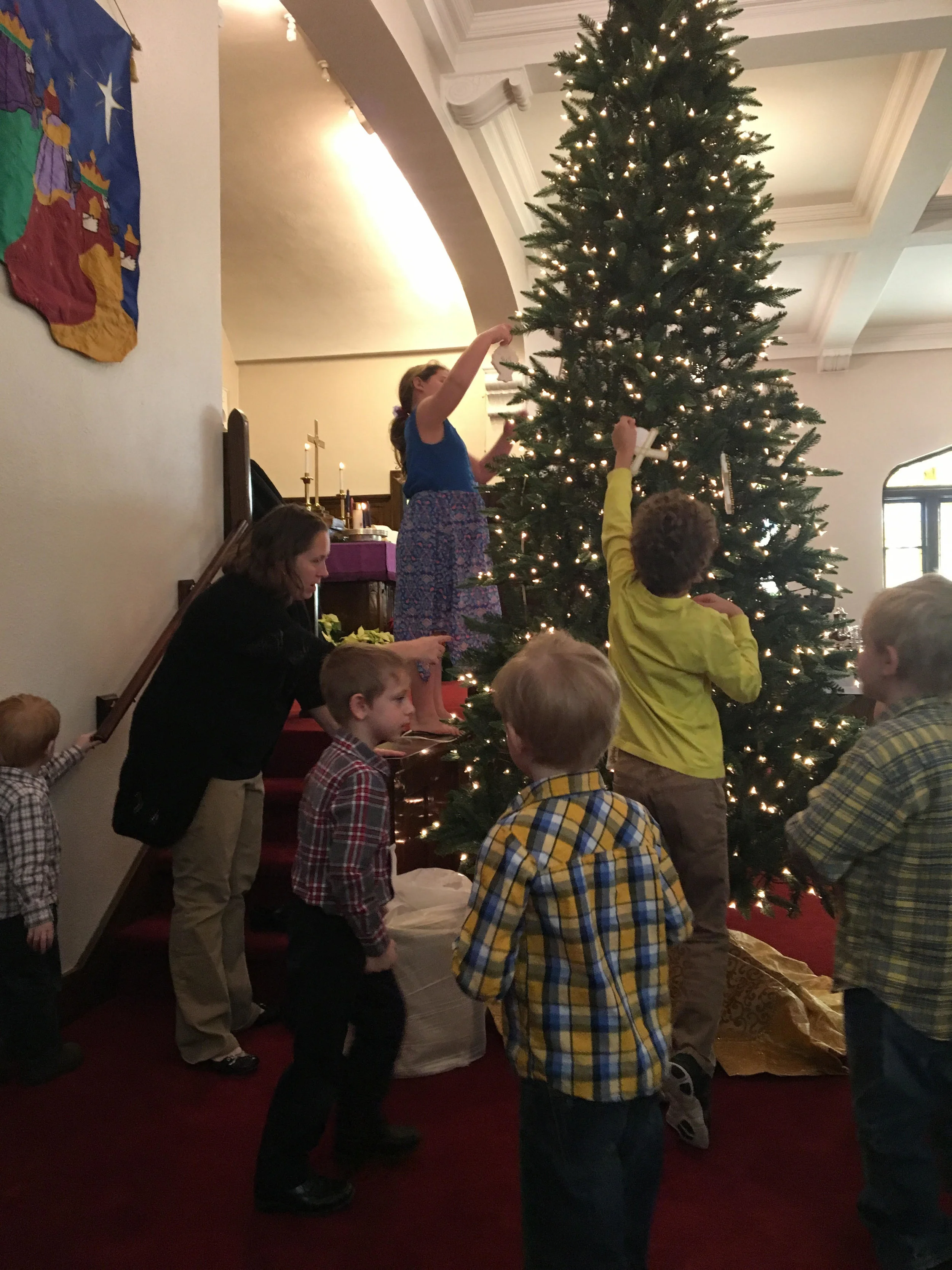 Hanging of the Greens Sunday