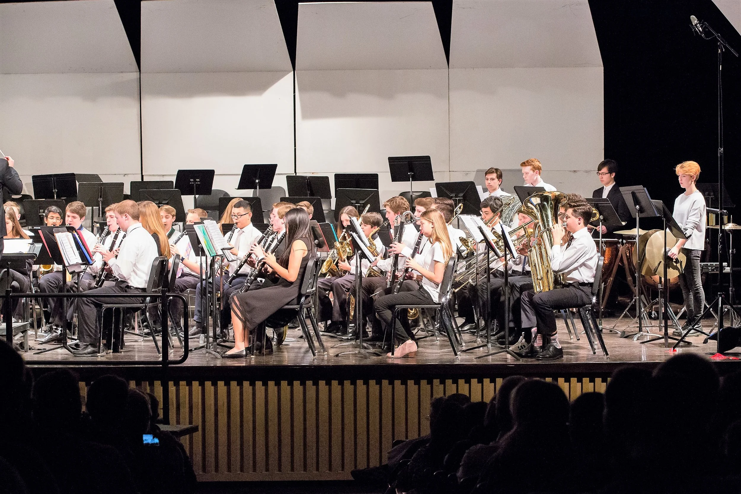 Band 16.jpg