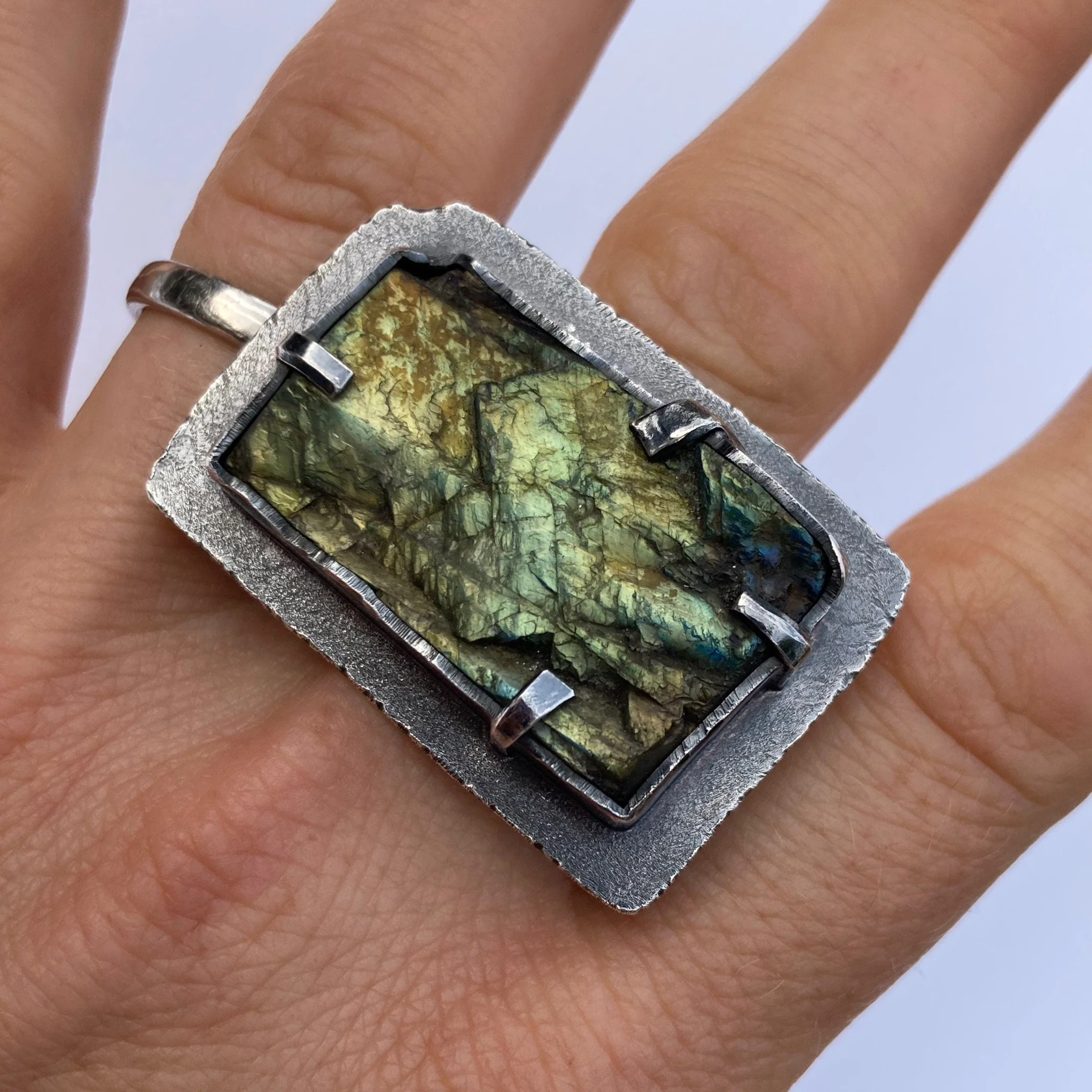 WES287-Mountains ring-£289-6.jpeg