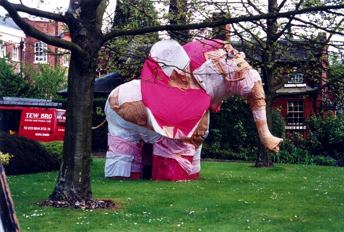 Pink_Elephant_2.jpg