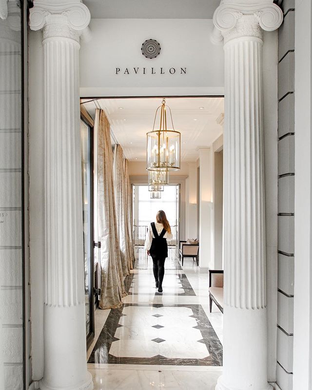 Walking in to the weekend like⚡️we&rsquo;re still dreaming of our experience at @aupavillon🥂their black truffle menu and more traditional dishes like Swiss veal 😊 wishing so much we could go back tonight💥whether you&rsquo;re traveling or relaxing,