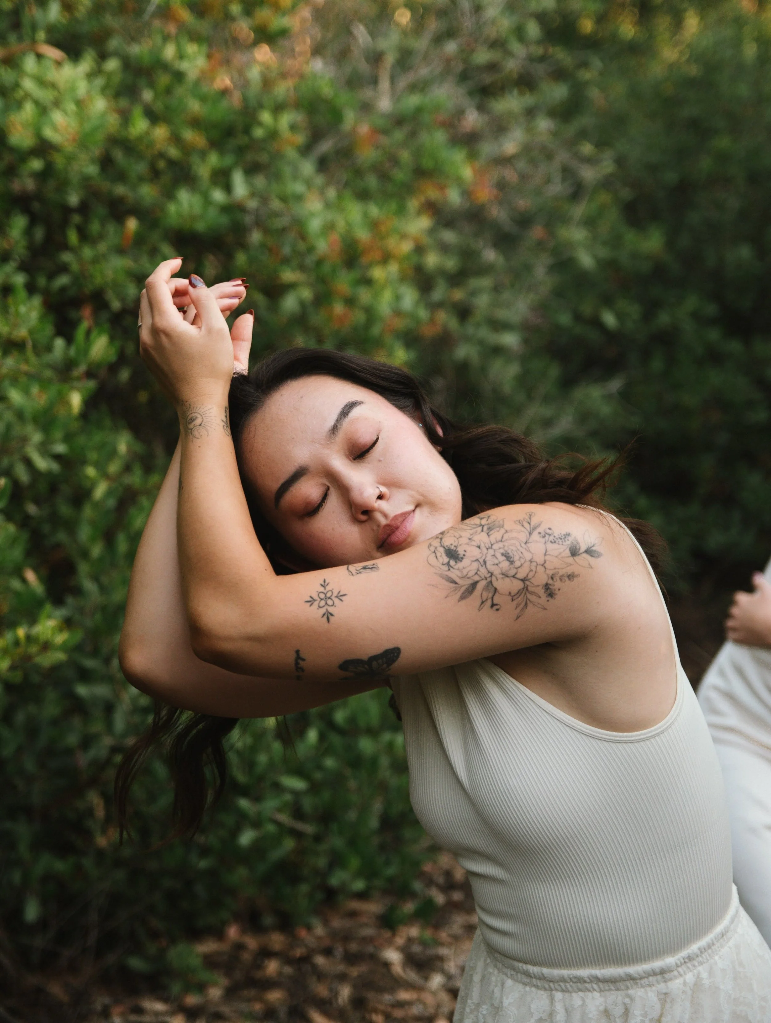 Continuing our Fall 2026 dancer highlights series! 

Up next: Hannah Wyer 

Hometown: Atsugi, Japan + San Diego, CA

Birthtown: San Diego, CA

Something that has been bringing me joy lately: Enjoying the sun, spending time outdoors on long walks with
