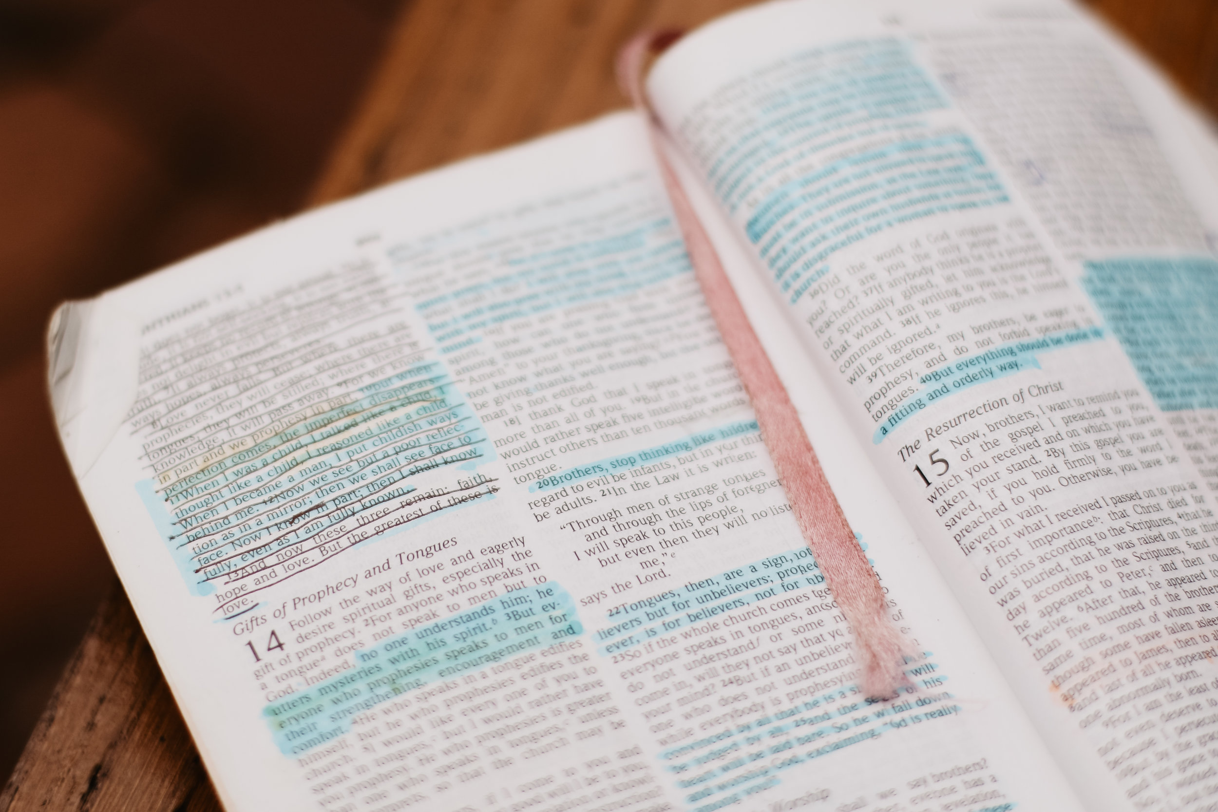 A Guide to Picking Bible Translations
