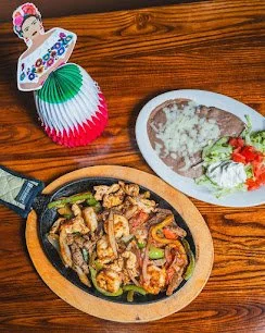 Cutural Dining Passport: Los Arcos
