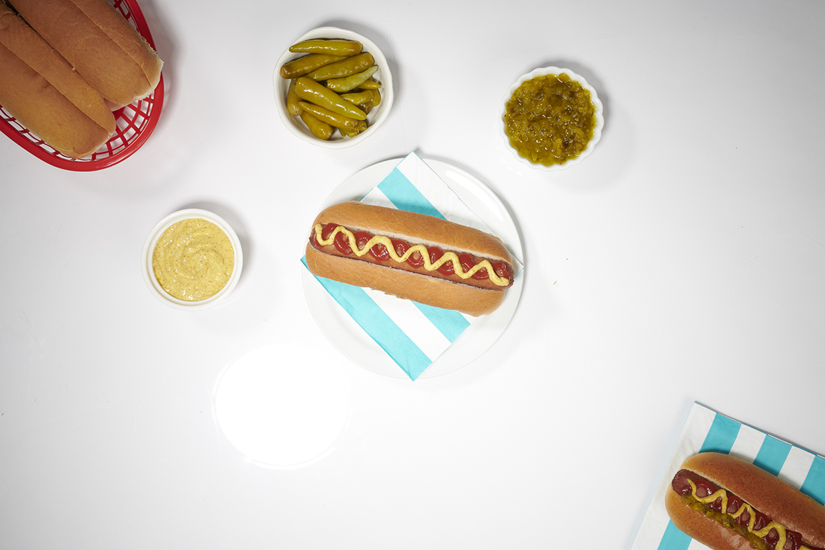 ConAgra_HotDog_Overhead_PLATE_0412.jpg