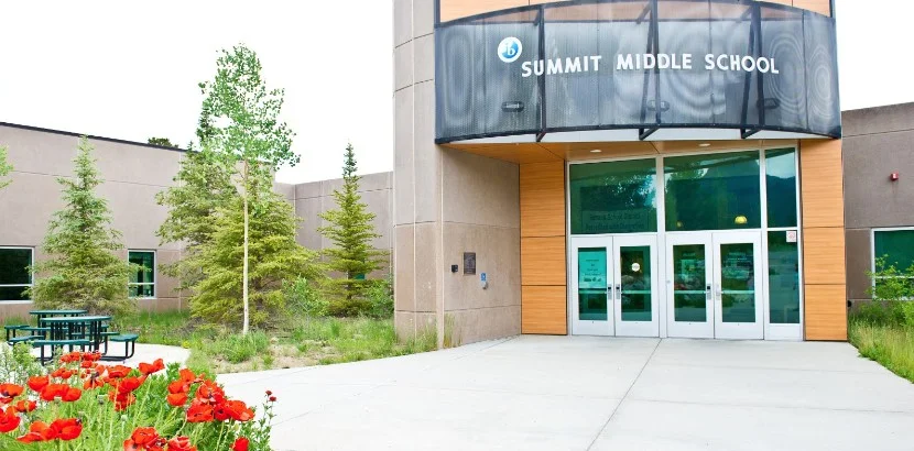SUMMIT MIDDLE SCHOOL