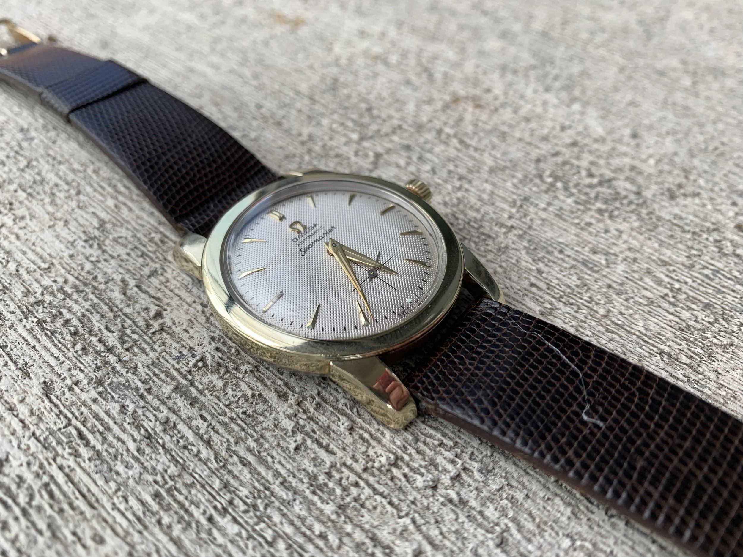 AEF71E98-6D7B-424F-97D5-FF90D6FF1421