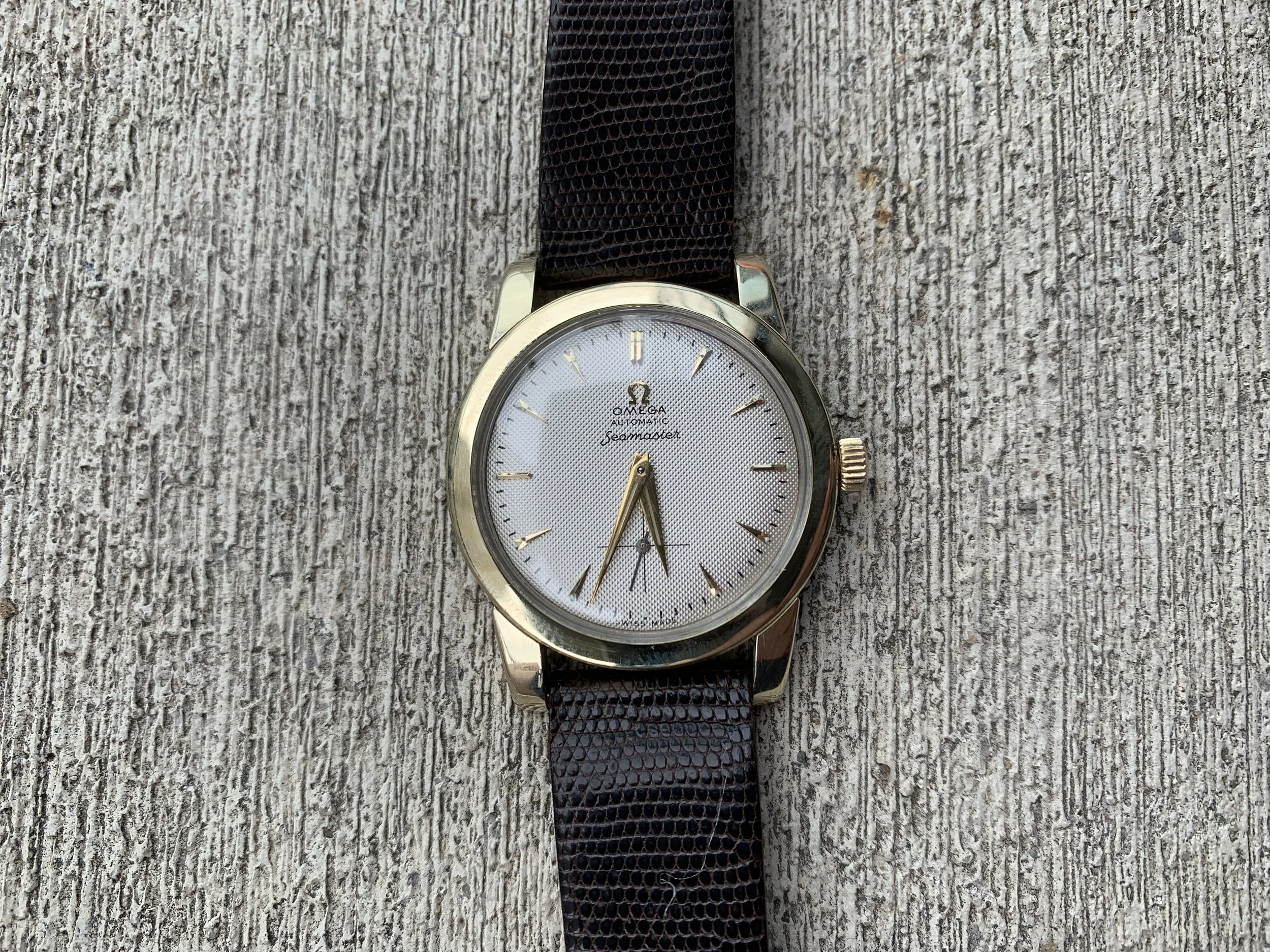 9DF96F25-833E-4611-84B4-D14892D58044