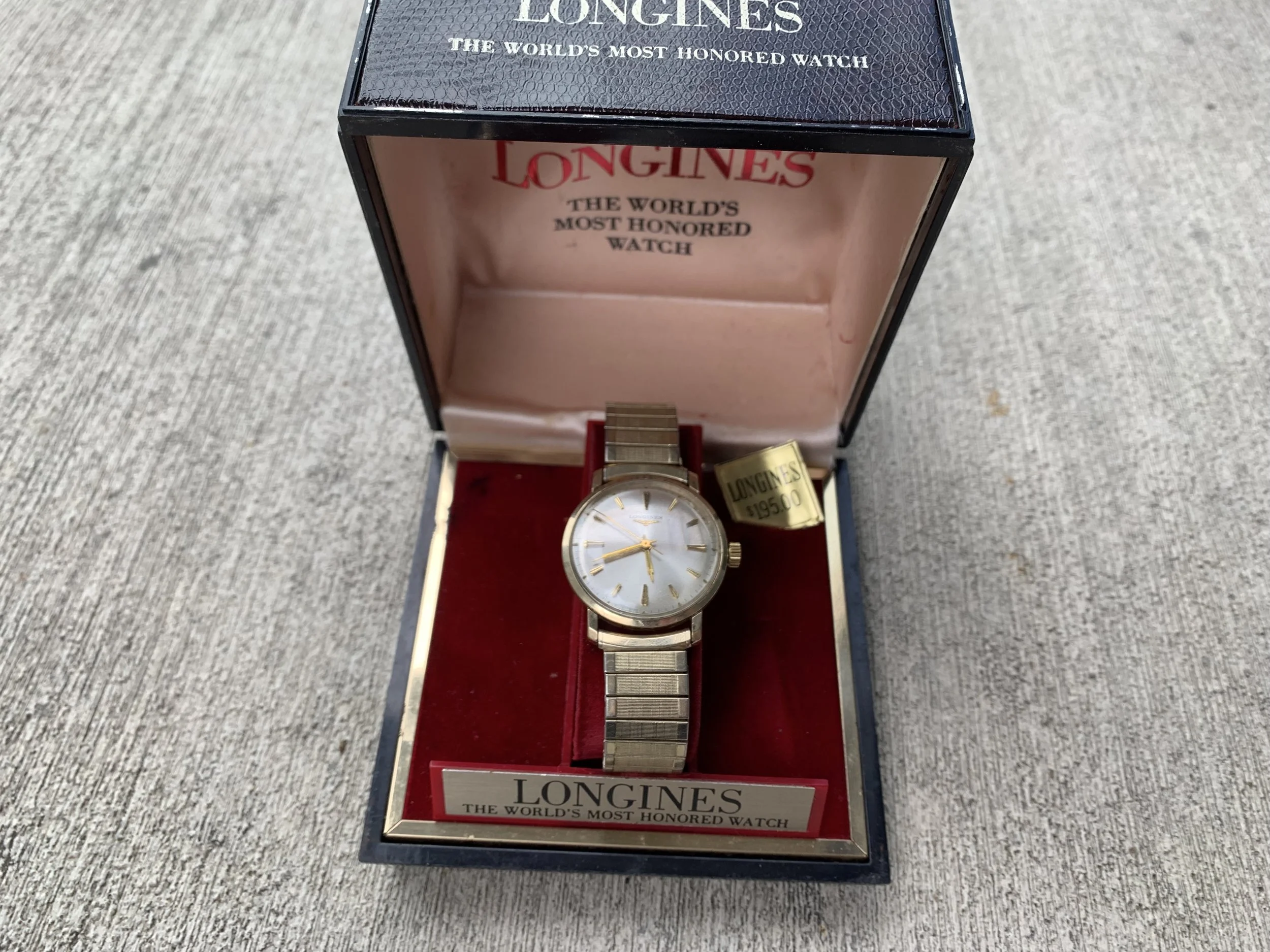 D69A0D30-D8BC-4F1C-B21D-174C221C91A7