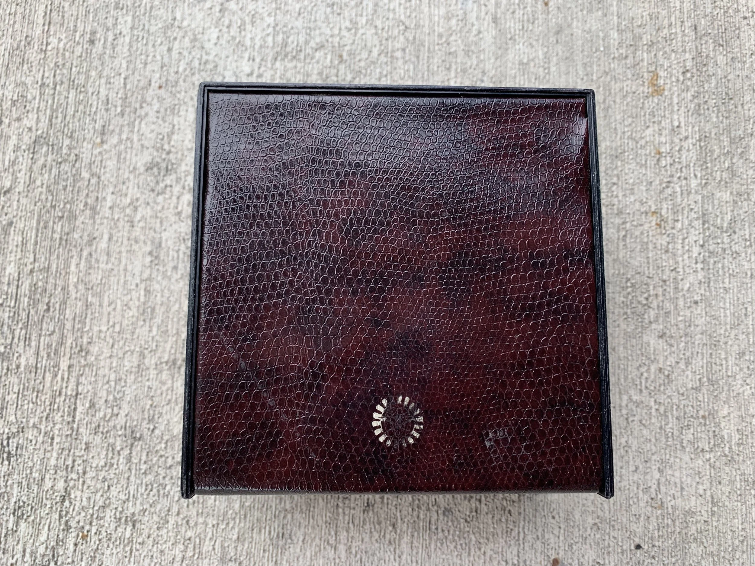 606F5A1B-62DC-415E-ABA3-FEDA714F8B04