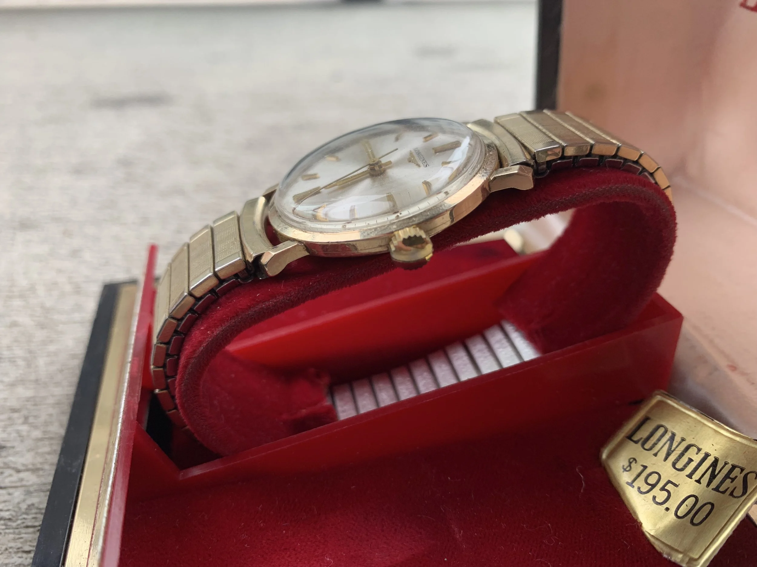 F7DAAE25-8B5F-43C9-8695-F30C729036BB