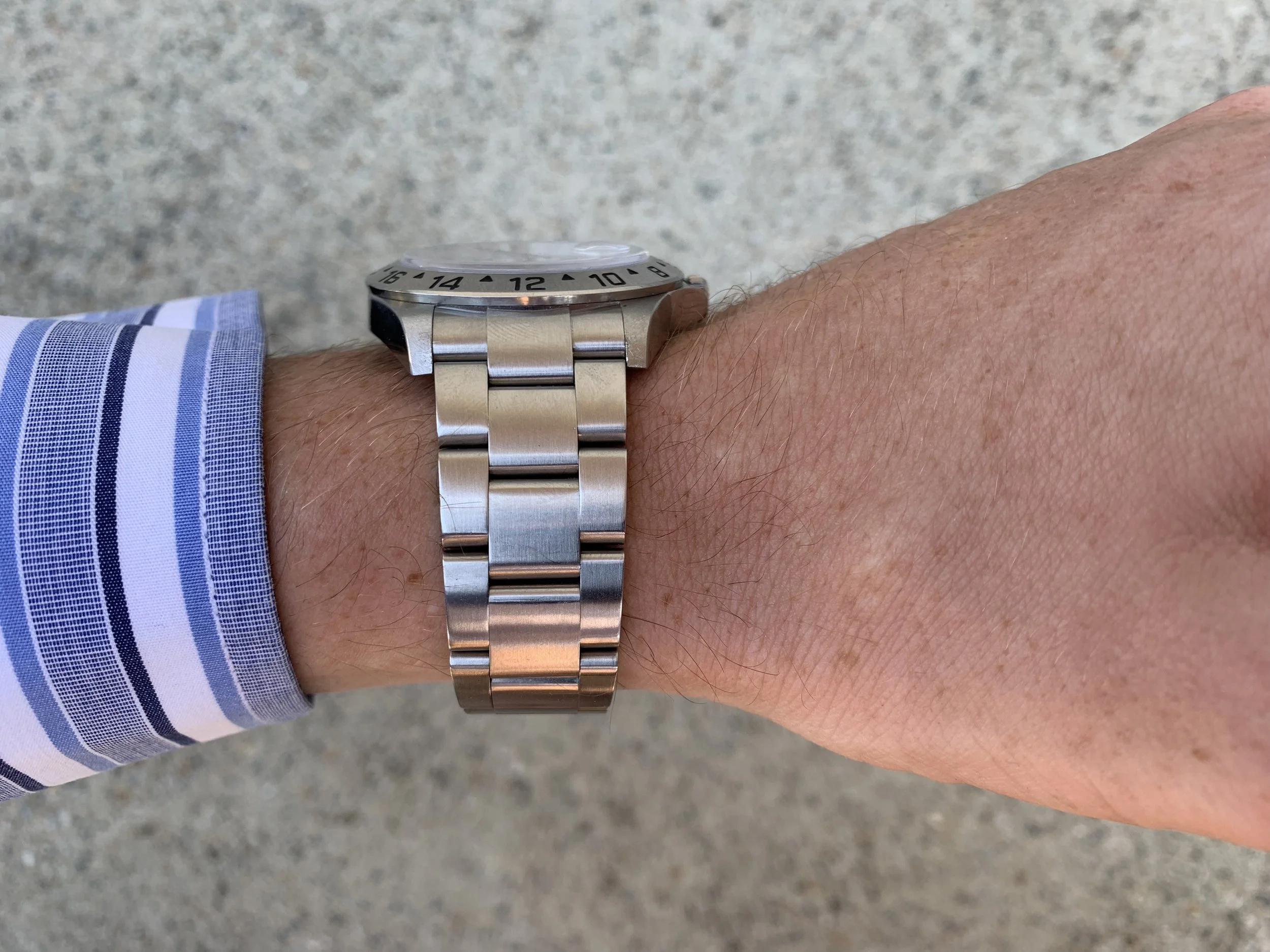 3932CAA6-DF18-4AD8-898C-59453C90E6D7