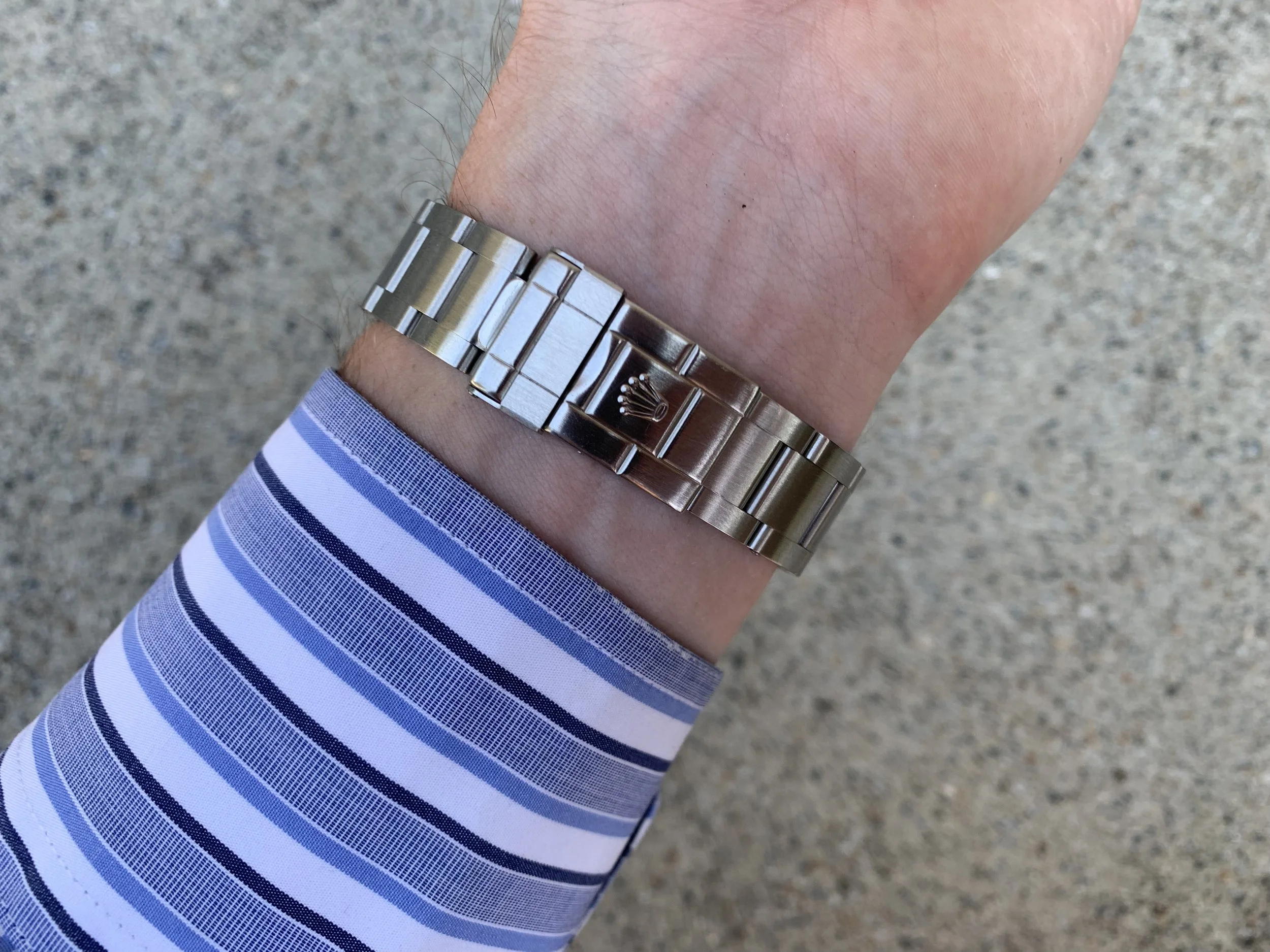 F696E09D-8D4C-434E-AC30-757DDF17FF0B