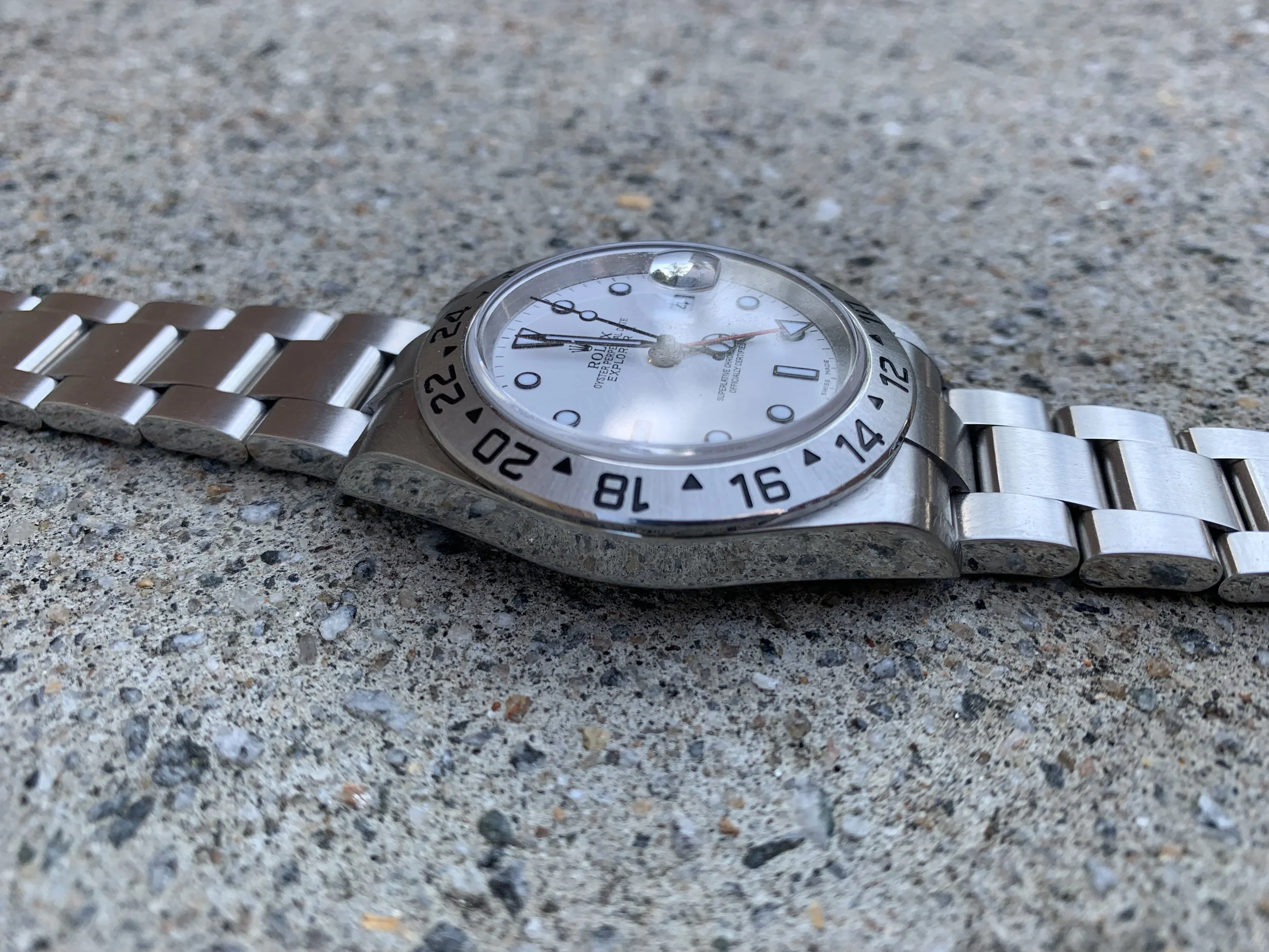 2981AE70-030F-44E8-B2D9-517F66CCD95F